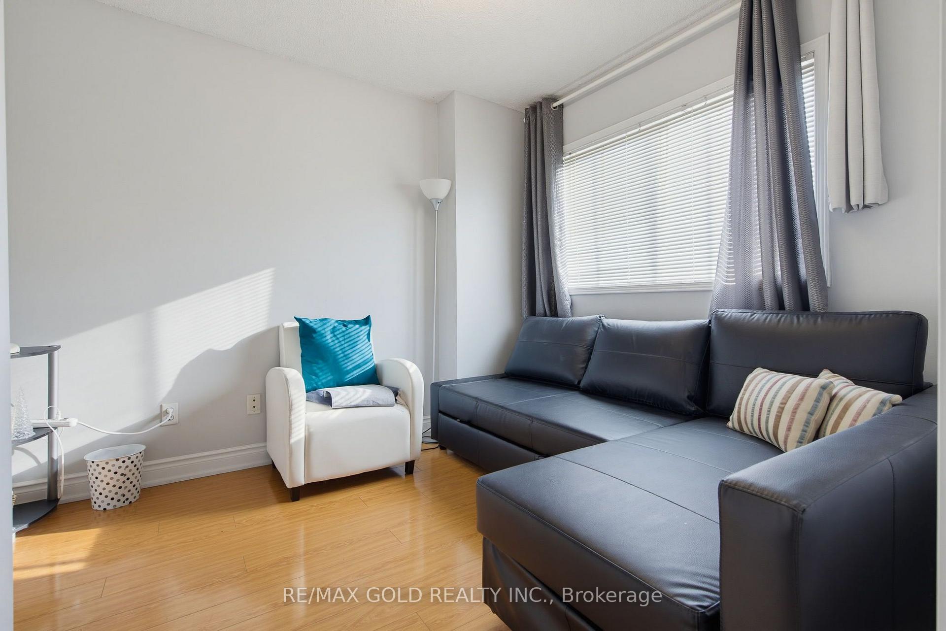 Photo 23 of 51 Alaskan Summit Court, Brampton, Sandringham-Wellington — HOMEH