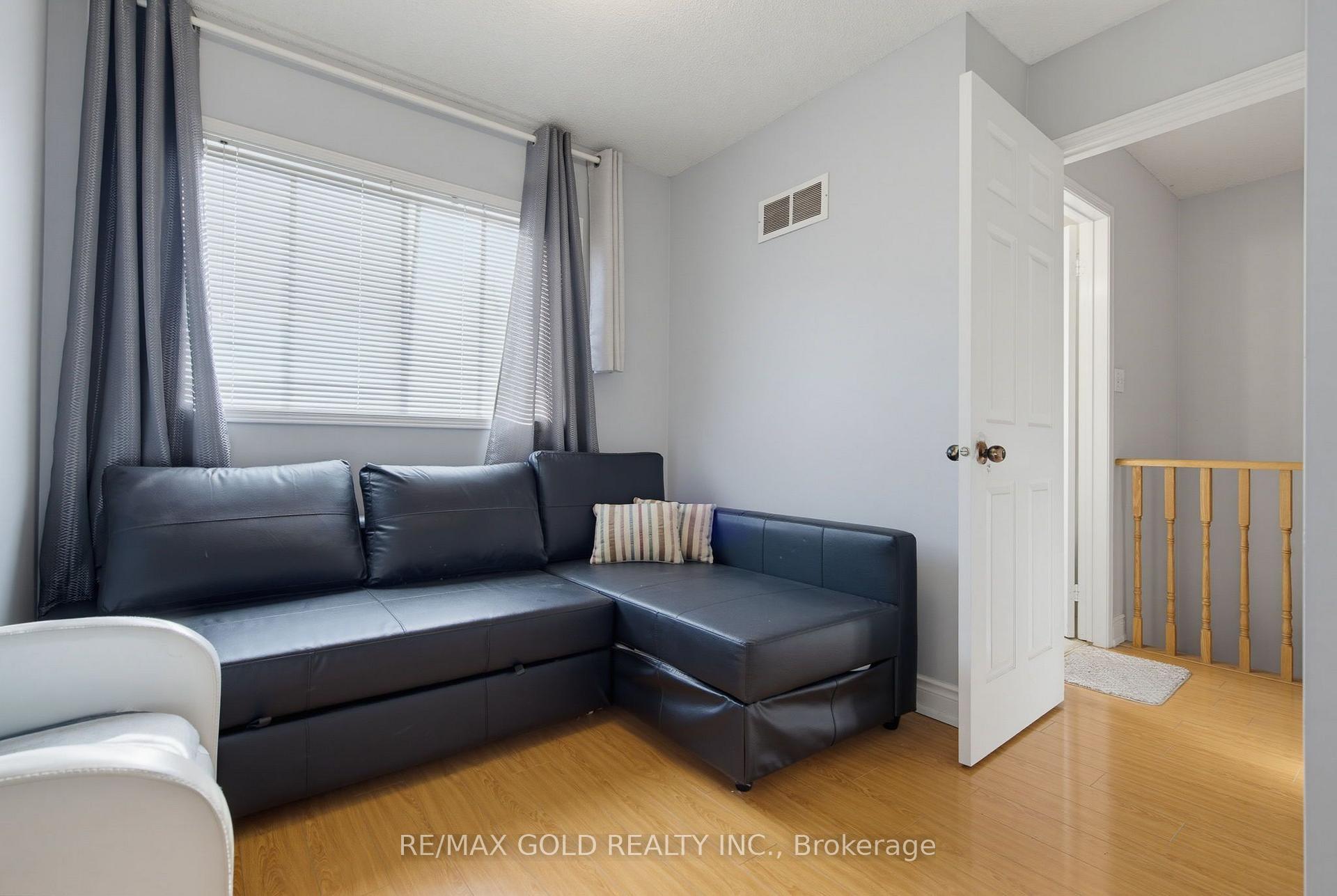 Photo 24 of 51 Alaskan Summit Court, Brampton, Sandringham-Wellington — HOMEH