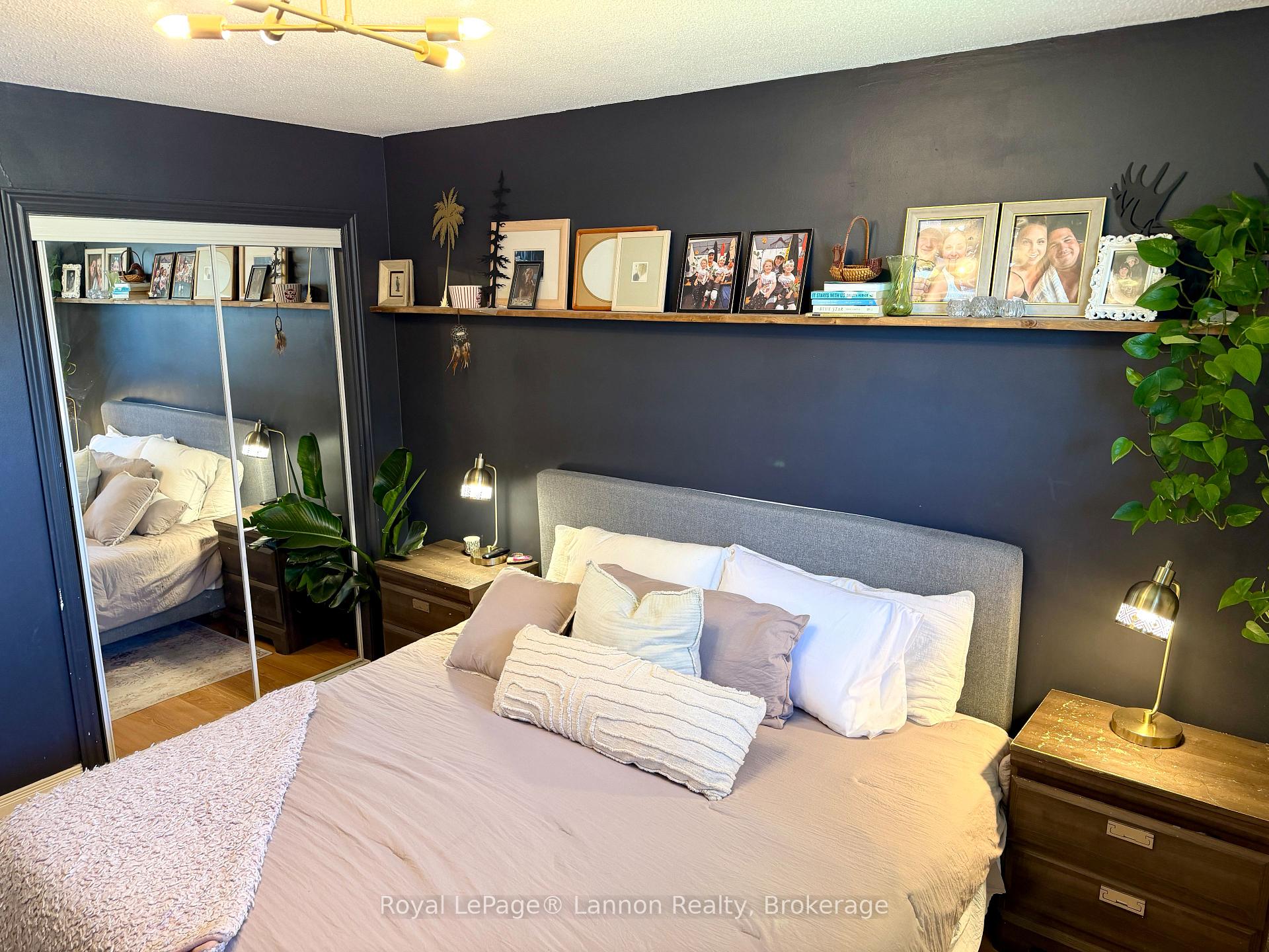Photo 22 of 417 Strand Avenue, Thunder Bay, John Street North — HOMEH