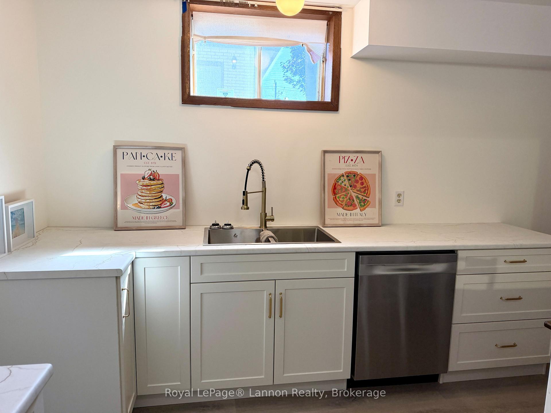 Photo 30 of 417 Strand Avenue, Thunder Bay, John Street North — HOMEH