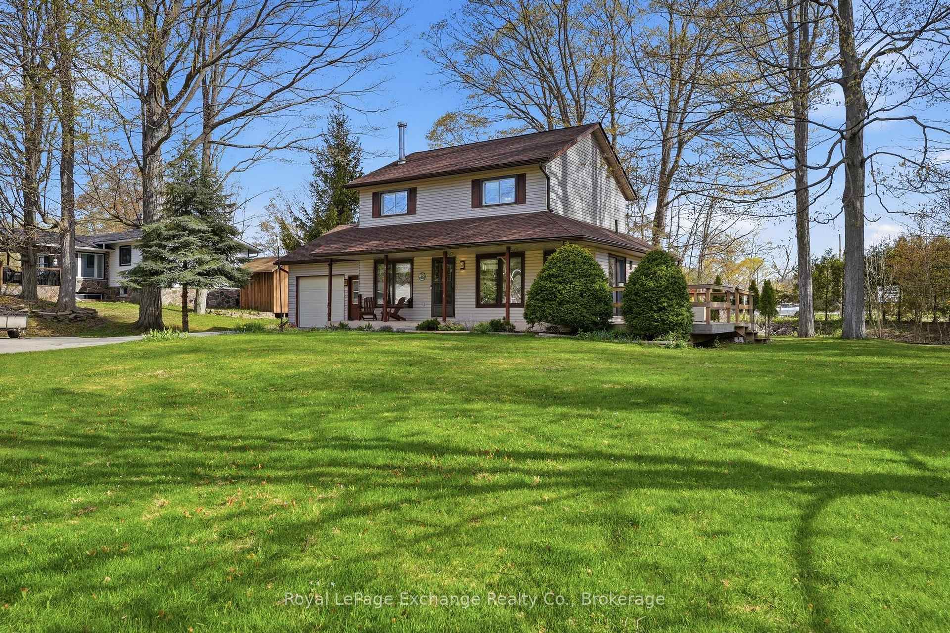 Photo 1 of 924 Tanglewood Drive, Huron-Kinloss — HOMEH
