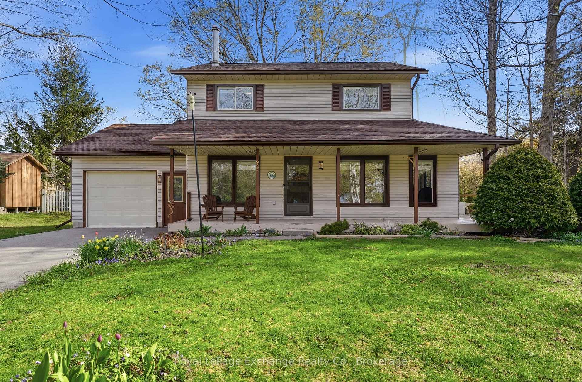 Photo 2 of 924 Tanglewood Drive, Huron-Kinloss — HOMEH