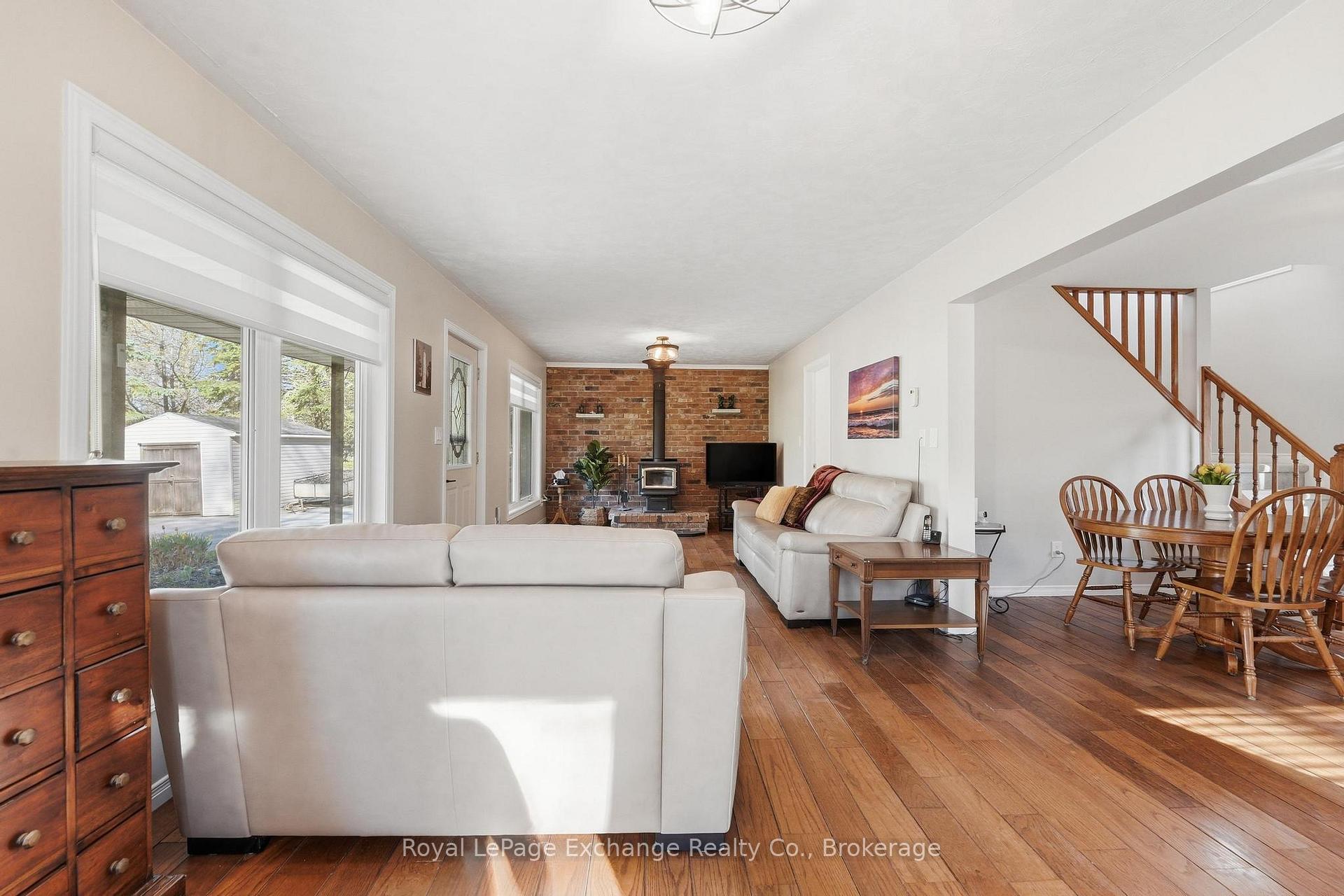 Photo 6 of 924 Tanglewood Drive, Huron-Kinloss — HOMEH