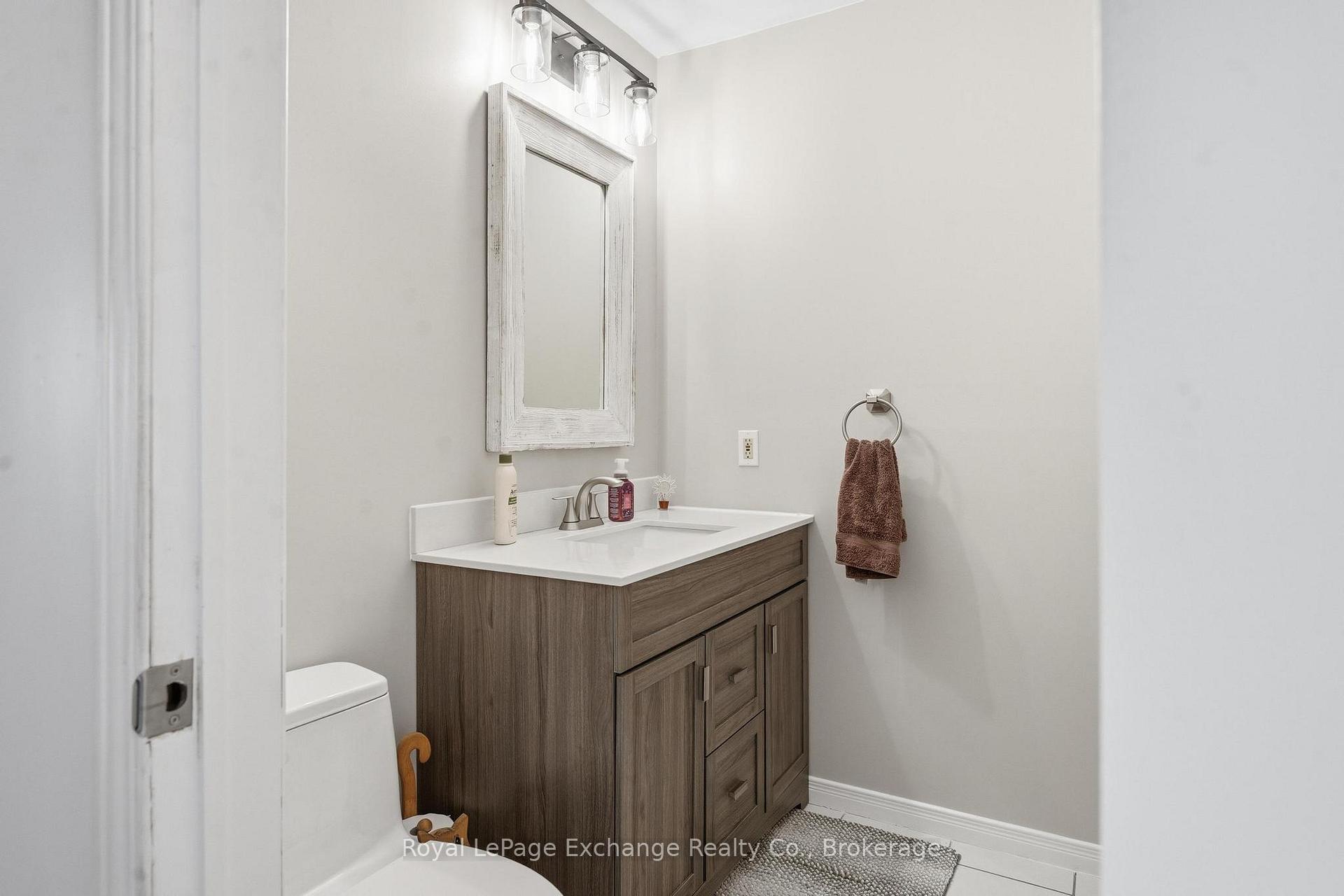 Photo 17 of 924 Tanglewood Drive, Huron-Kinloss — HOMEH