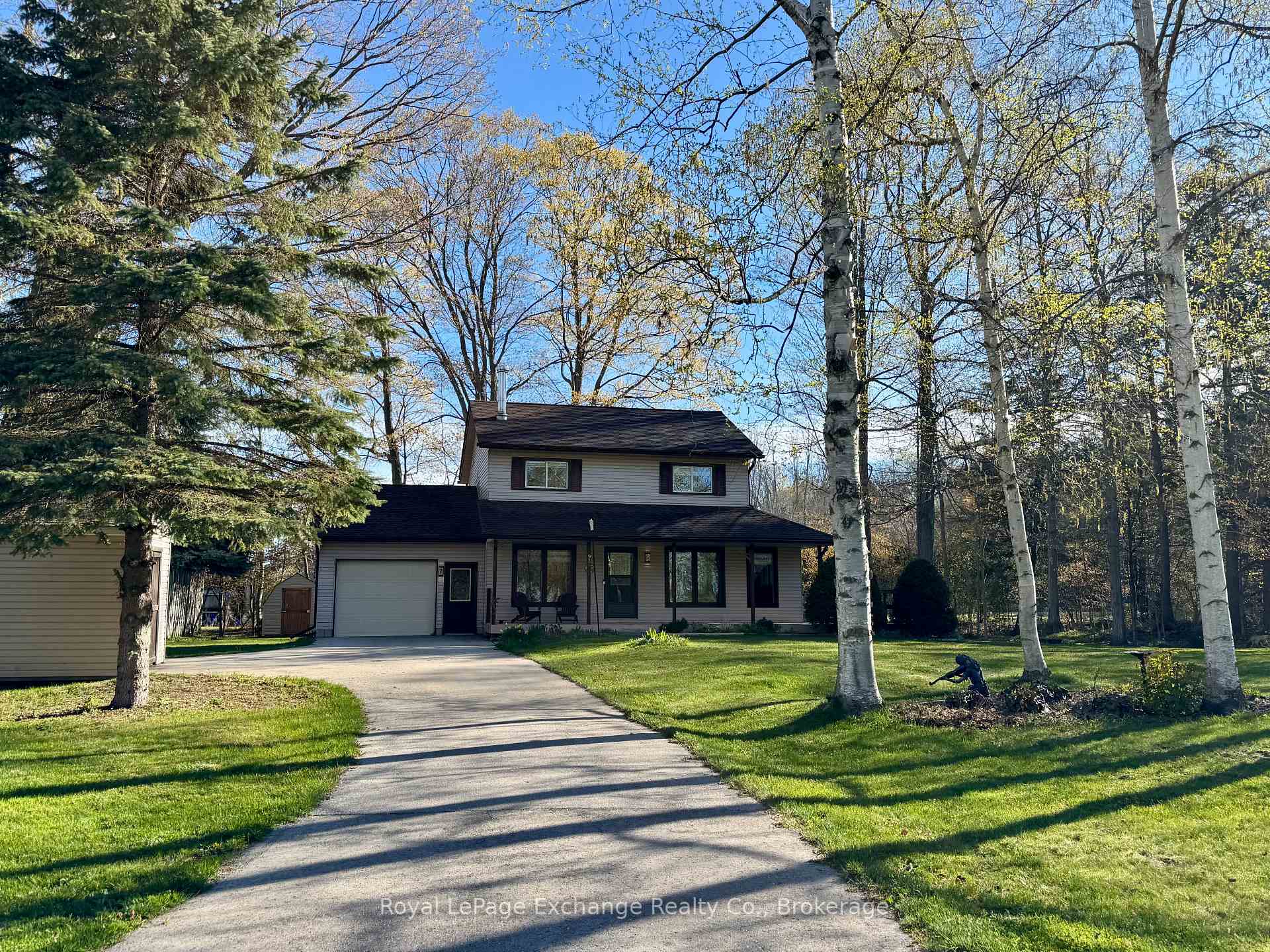 Photo 32 of 924 Tanglewood Drive, Huron-Kinloss — HOMEH