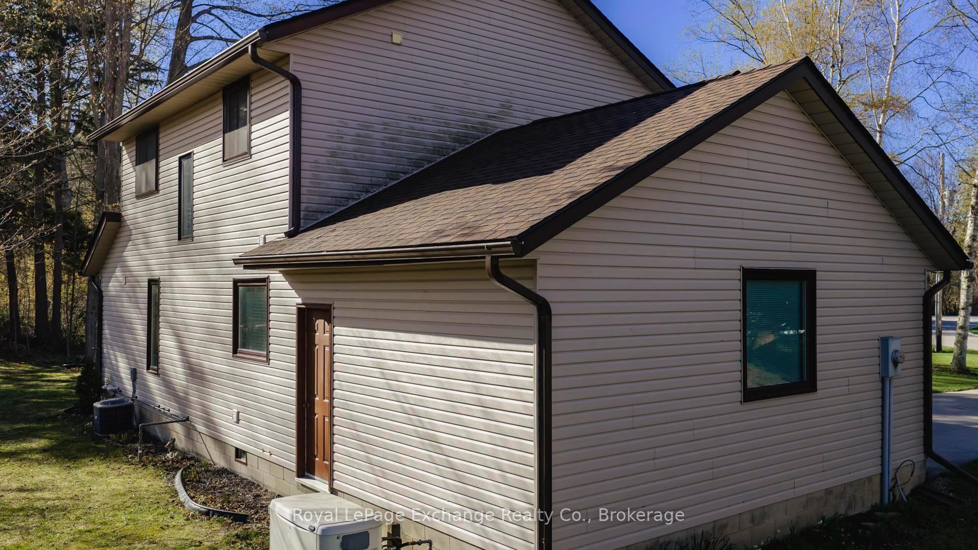 Photo 36 of 924 Tanglewood Drive, Huron-Kinloss — HOMEH