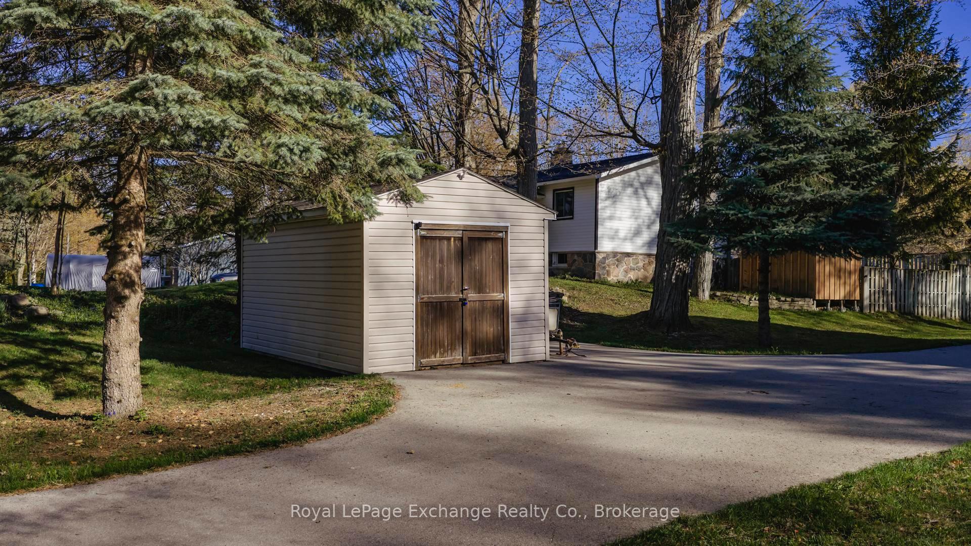 Photo 37 of 924 Tanglewood Drive, Huron-Kinloss — HOMEH