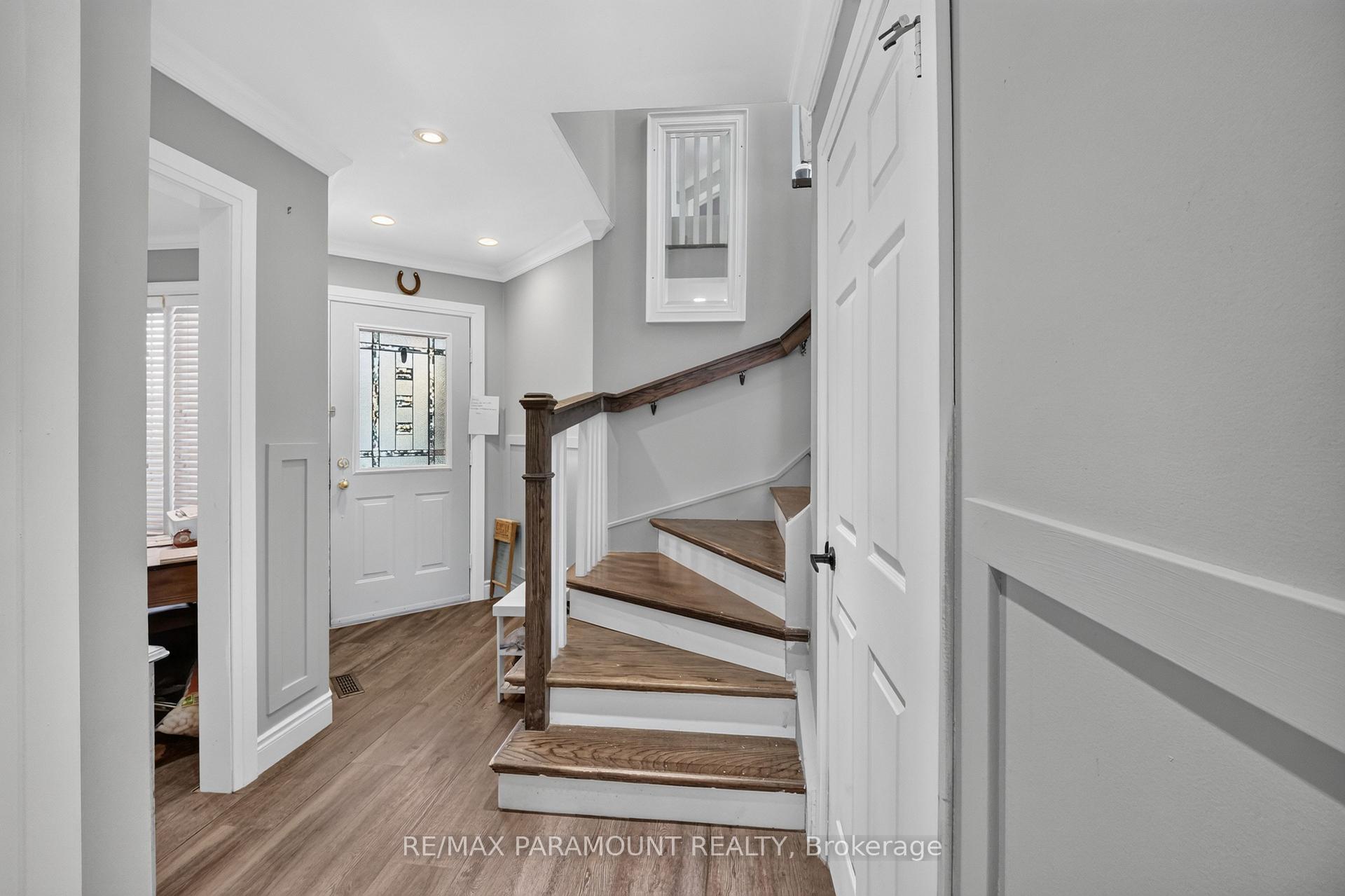 Photo 9 of 42 Ripley Crescent, Brampton, Fletcher's West — HOMEH