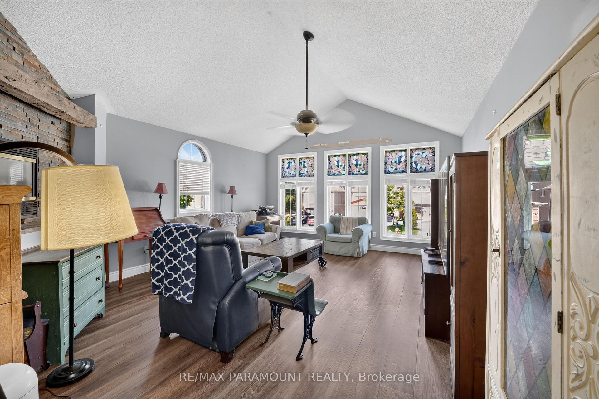 Photo 13 of 42 Ripley Crescent, Brampton, Fletcher's West — HOMEH