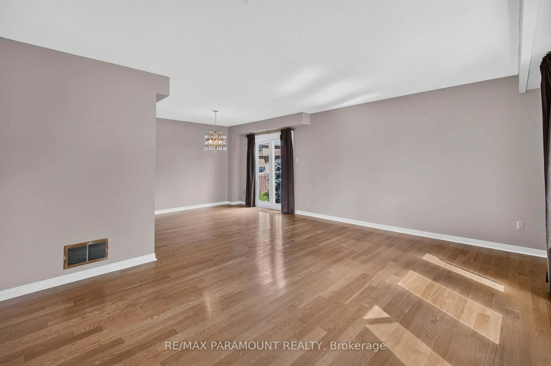 Photo 21 of 42 Ripley Crescent, Brampton, Fletcher's West — HOMEH