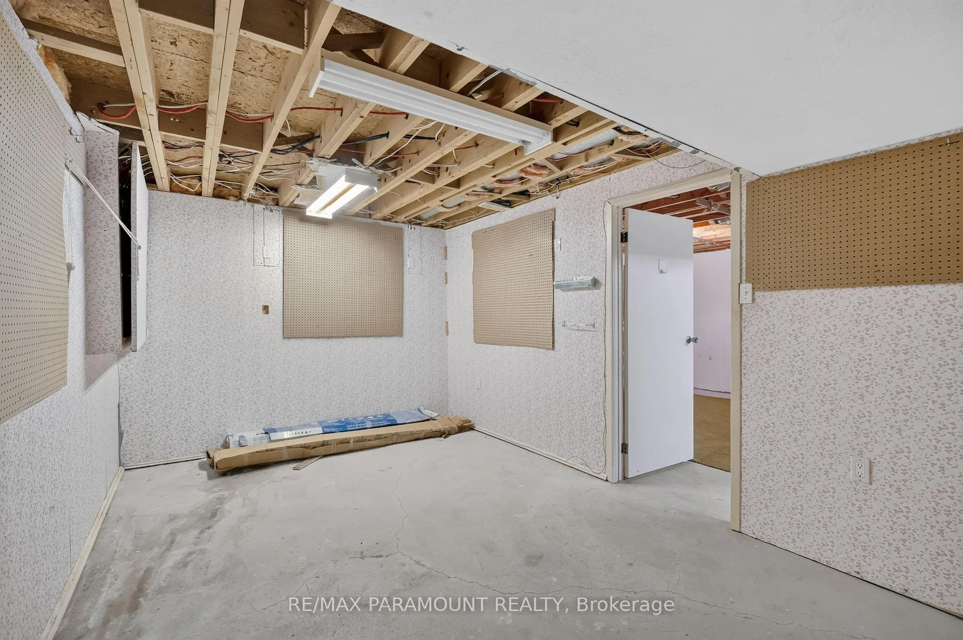 Photo 81 of 42 Ripley Crescent, Brampton, Fletcher's West — HOMEH