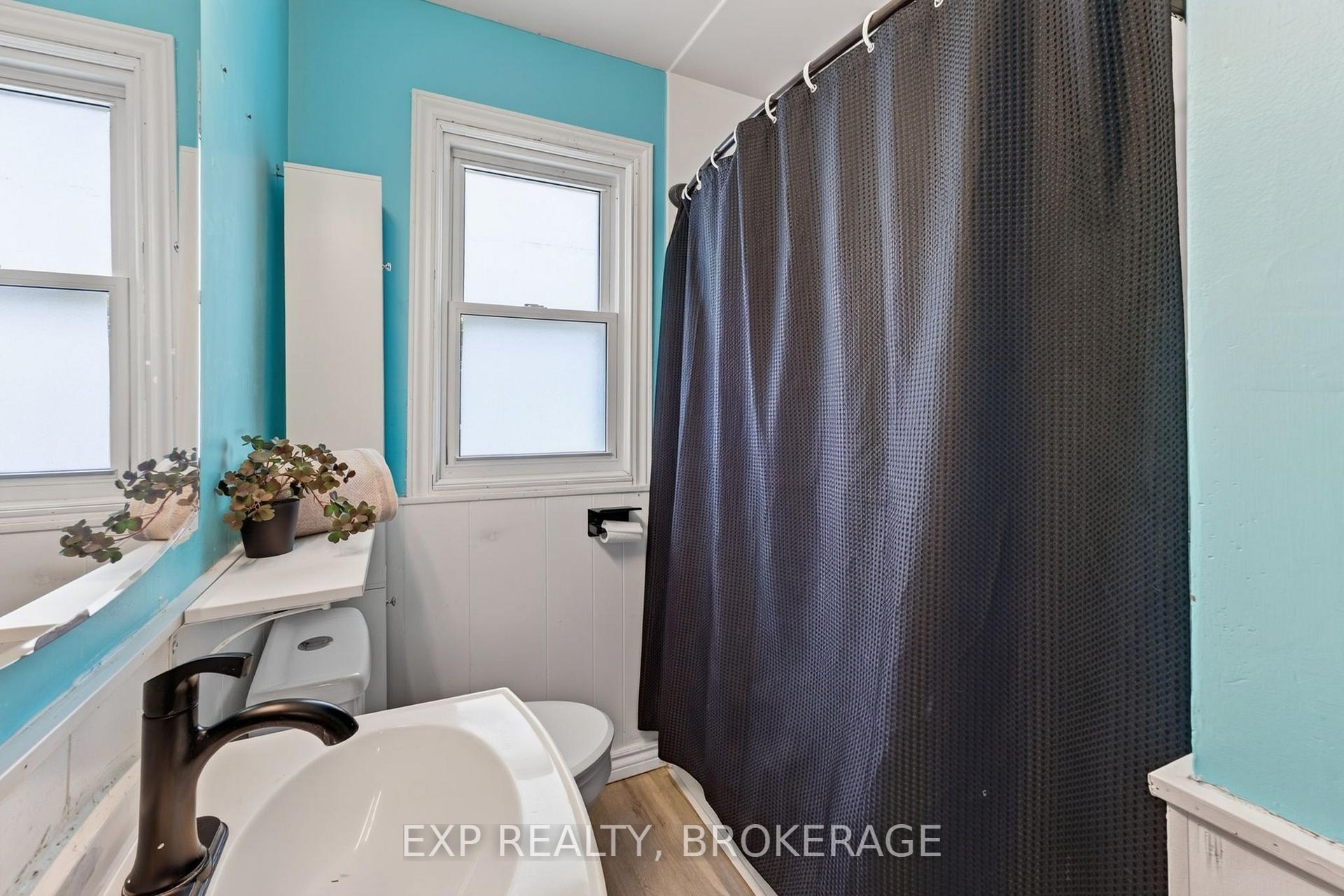 Photo 9 of 650 Hillside Drive, Gananoque, Gananoque — HOMEH