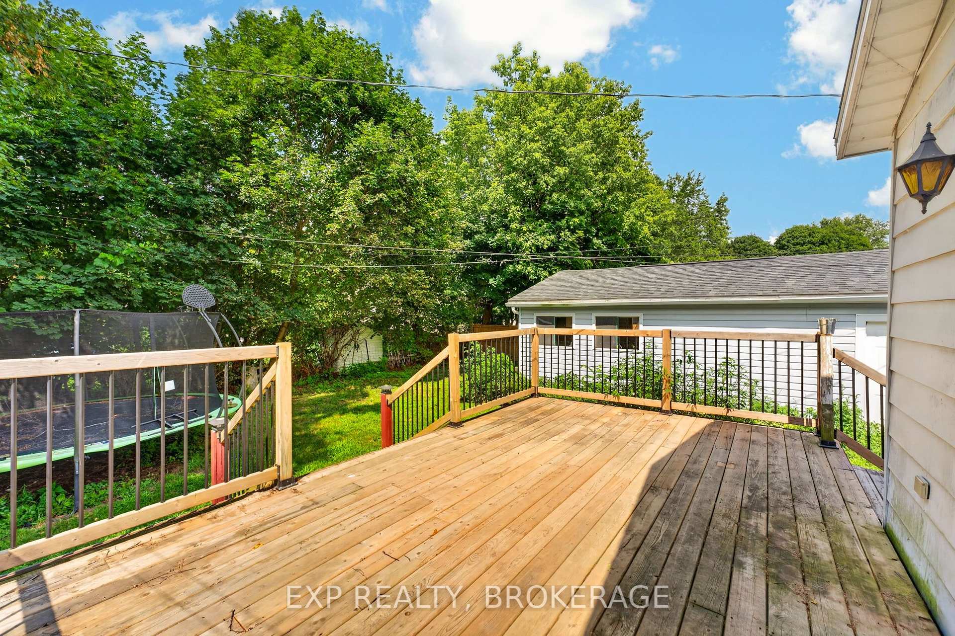 Photo 17 of 650 Hillside Drive, Gananoque, Gananoque — HOMEH