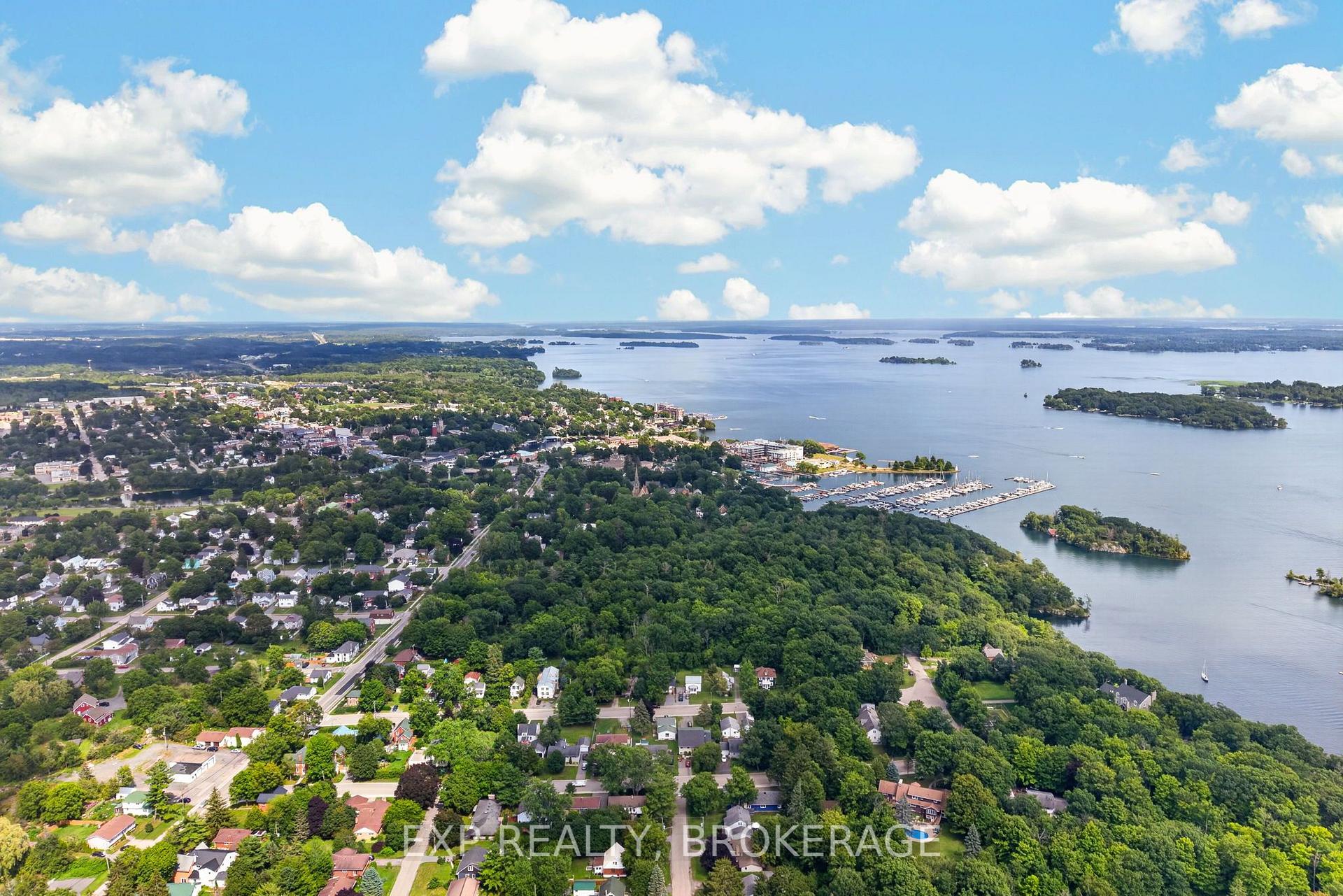 Photo 26 of 650 Hillside Drive, Gananoque, Gananoque — HOMEH