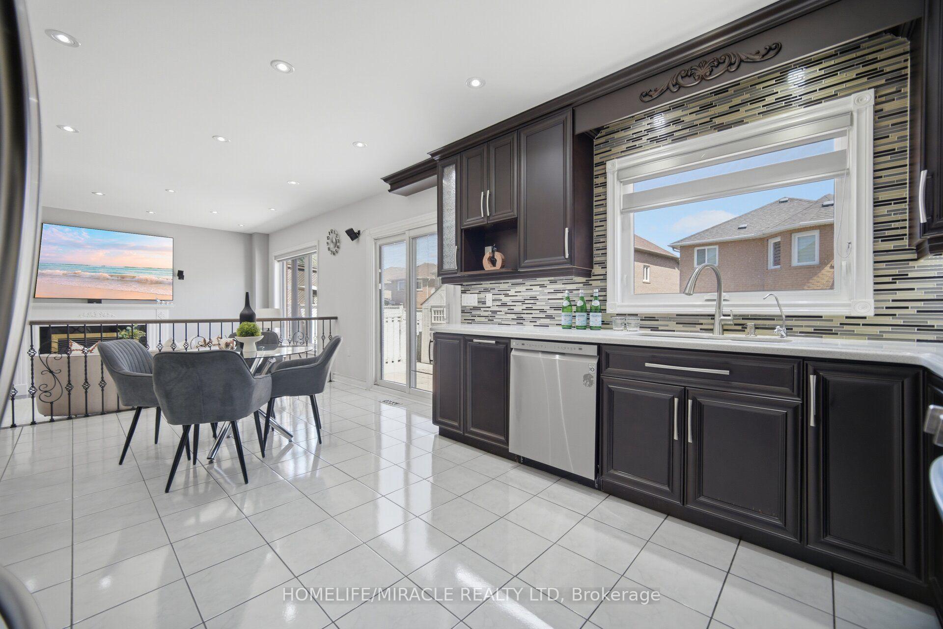 Photo 10 of 11 Barleyfield Road, Brampton, Sandringham-Wellington — HOMEH