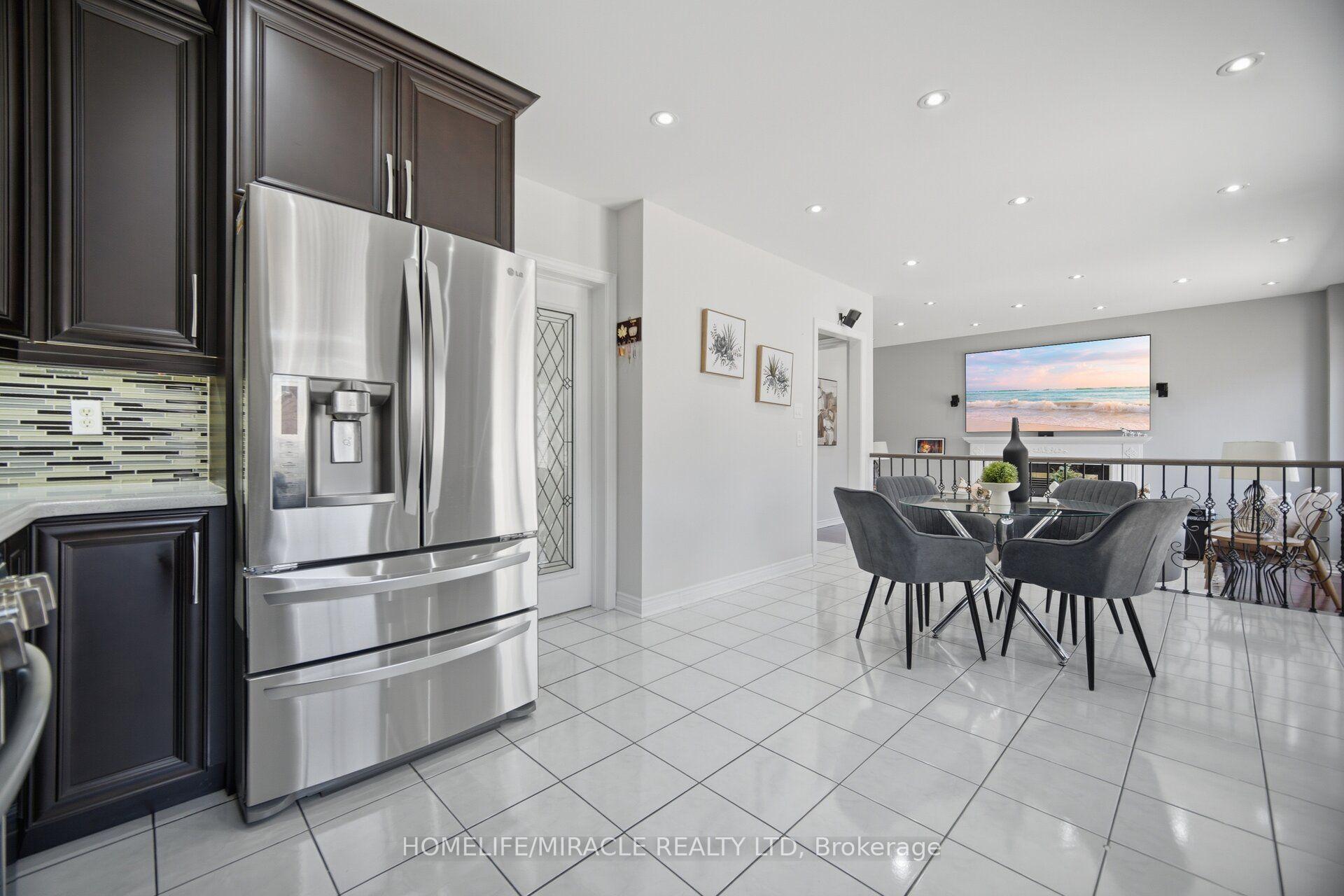 Photo 11 of 11 Barleyfield Road, Brampton, Sandringham-Wellington — HOMEH