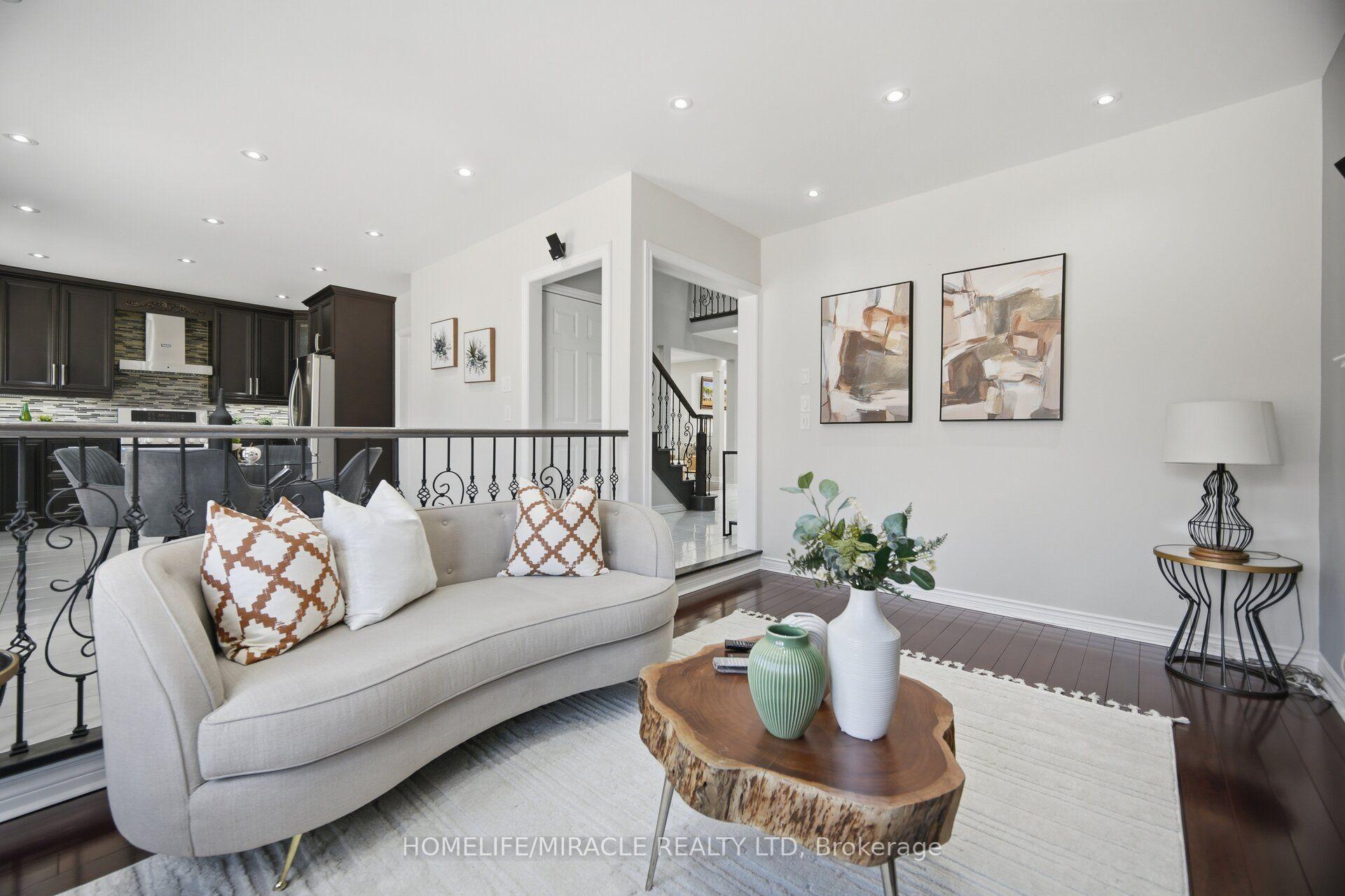Photo 15 of 11 Barleyfield Road, Brampton, Sandringham-Wellington — HOMEH