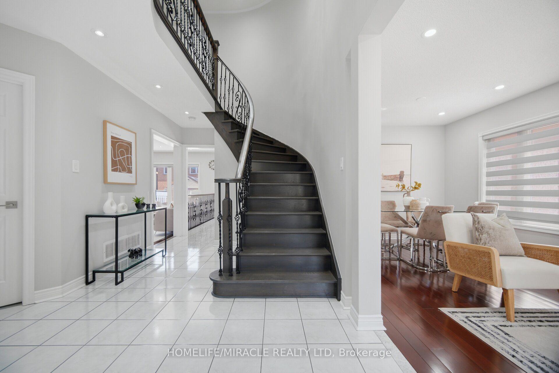 Photo 18 of 11 Barleyfield Road, Brampton, Sandringham-Wellington — HOMEH