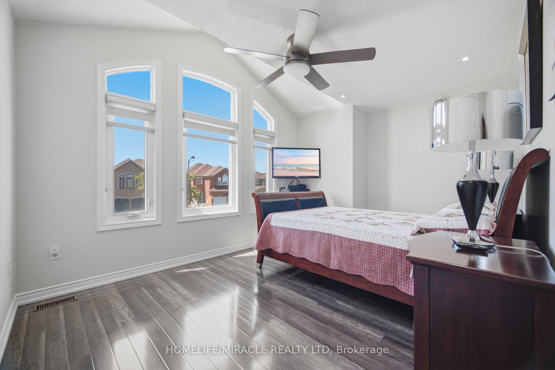 Photo 30 of 11 Barleyfield Road, Brampton, Sandringham-Wellington — HOMEH