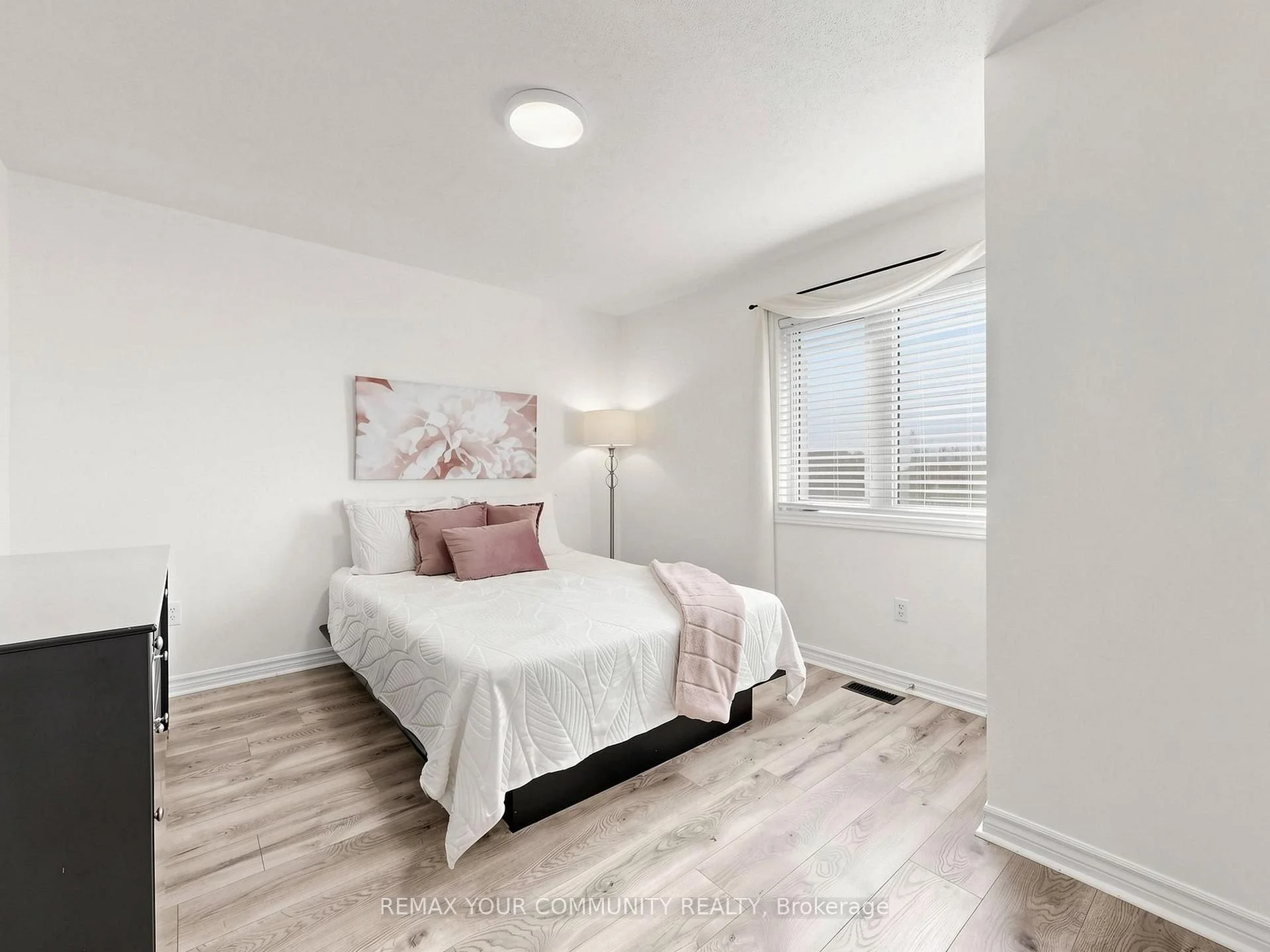 Photo 76 of 16 Whitestone Drive, Georgina, Keswick North — HOMEH