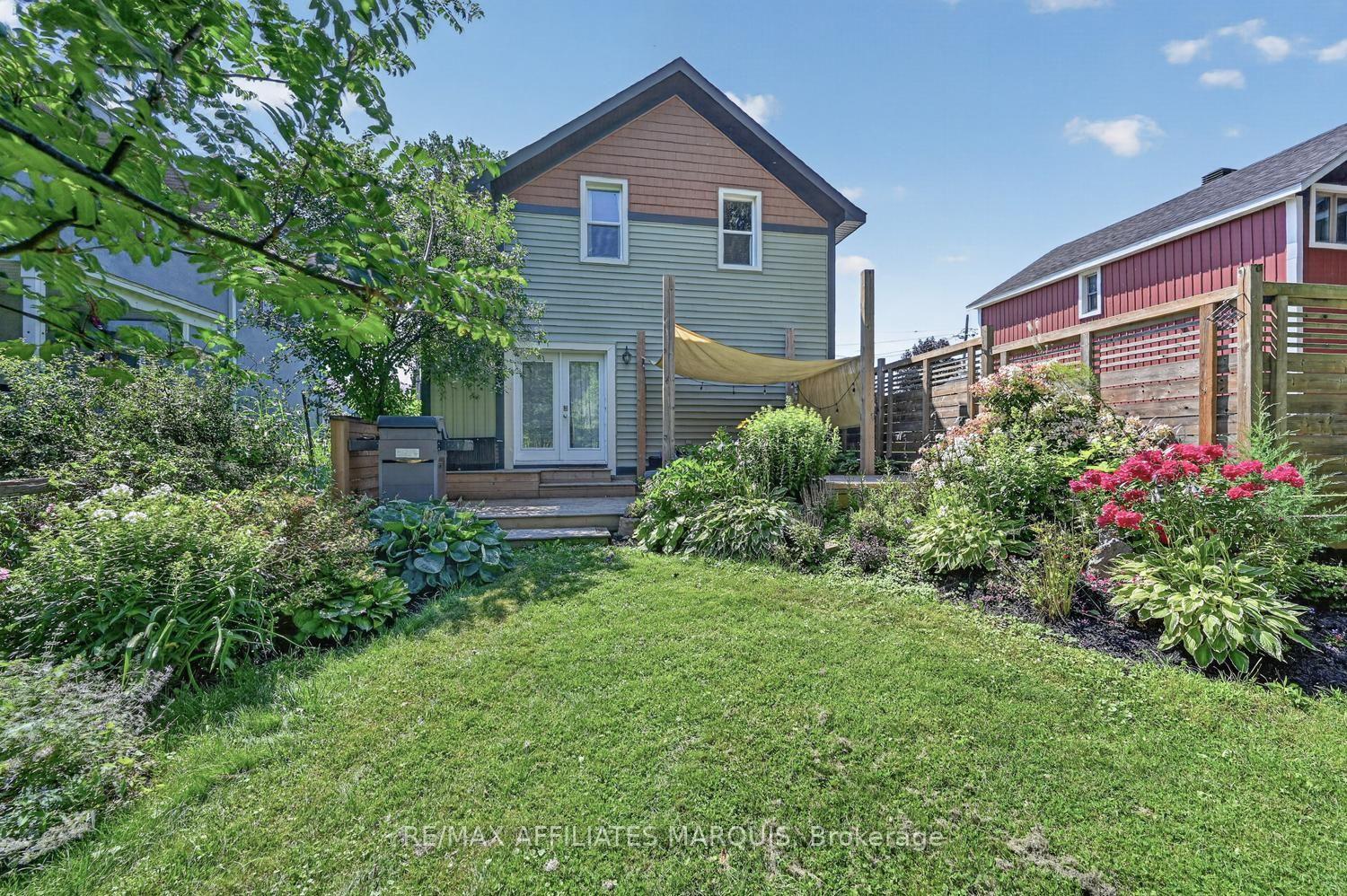 Photo 37 of 20 River Street, Smiths Falls, Smiths Falls — HOMEH