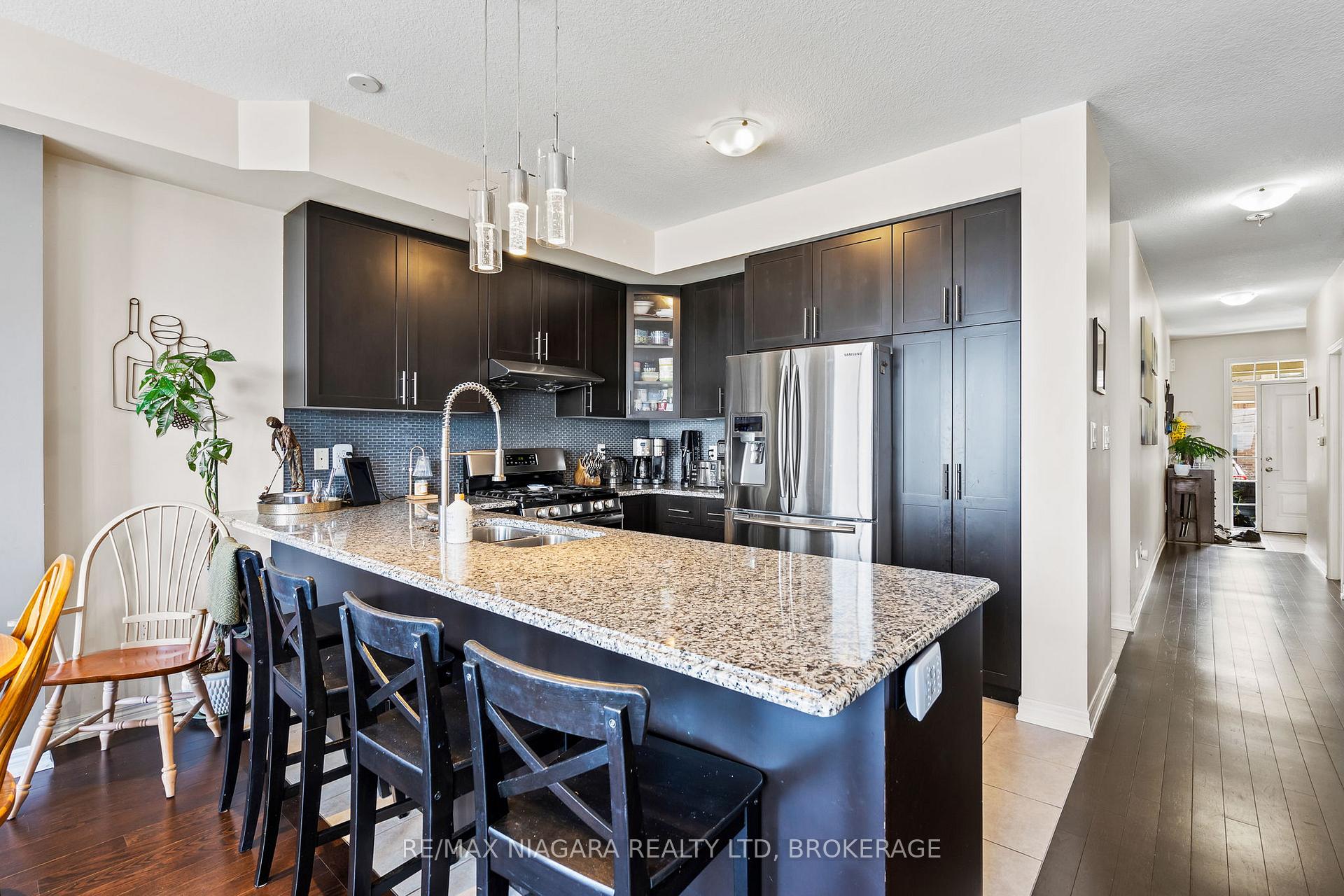 Photo 7 of 56 Waterview Lane, Grimsby, Grimsby Beach — HOMEH