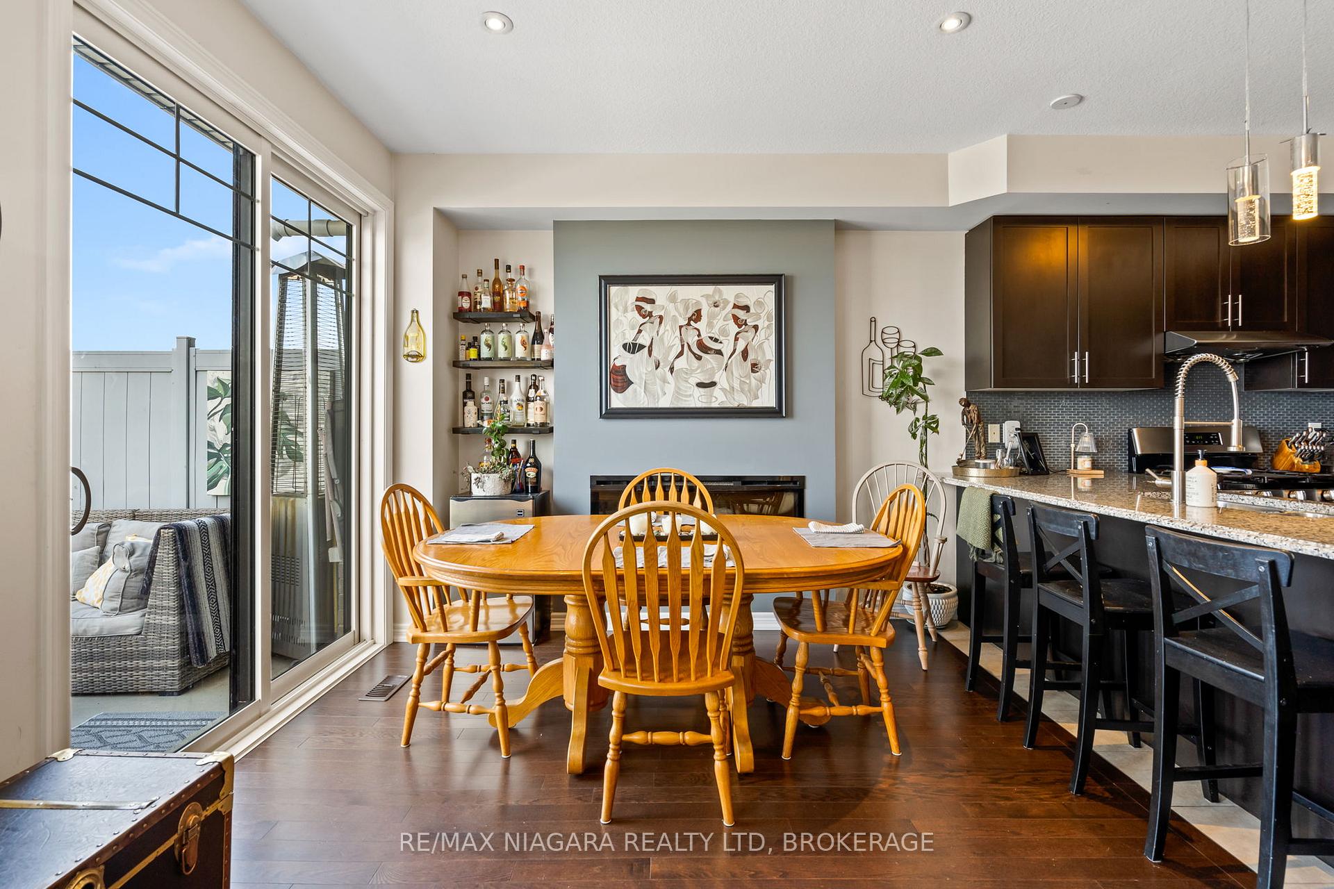 Photo 9 of 56 Waterview Lane, Grimsby, Grimsby Beach — HOMEH