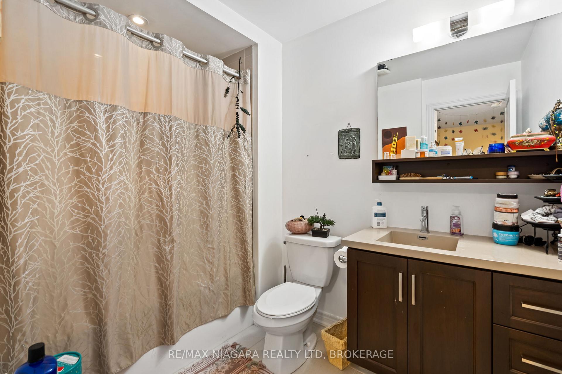 Photo 24 of 56 Waterview Lane, Grimsby, Grimsby Beach — HOMEH