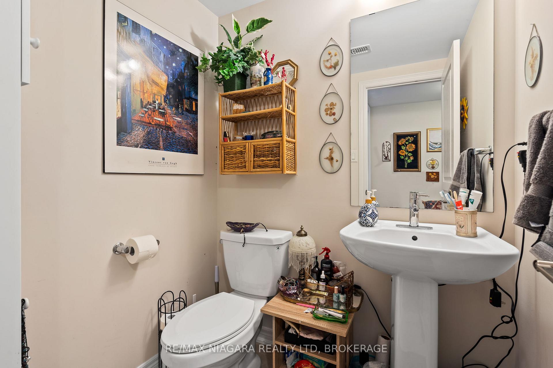 Photo 29 of 56 Waterview Lane, Grimsby, Grimsby Beach — HOMEH
