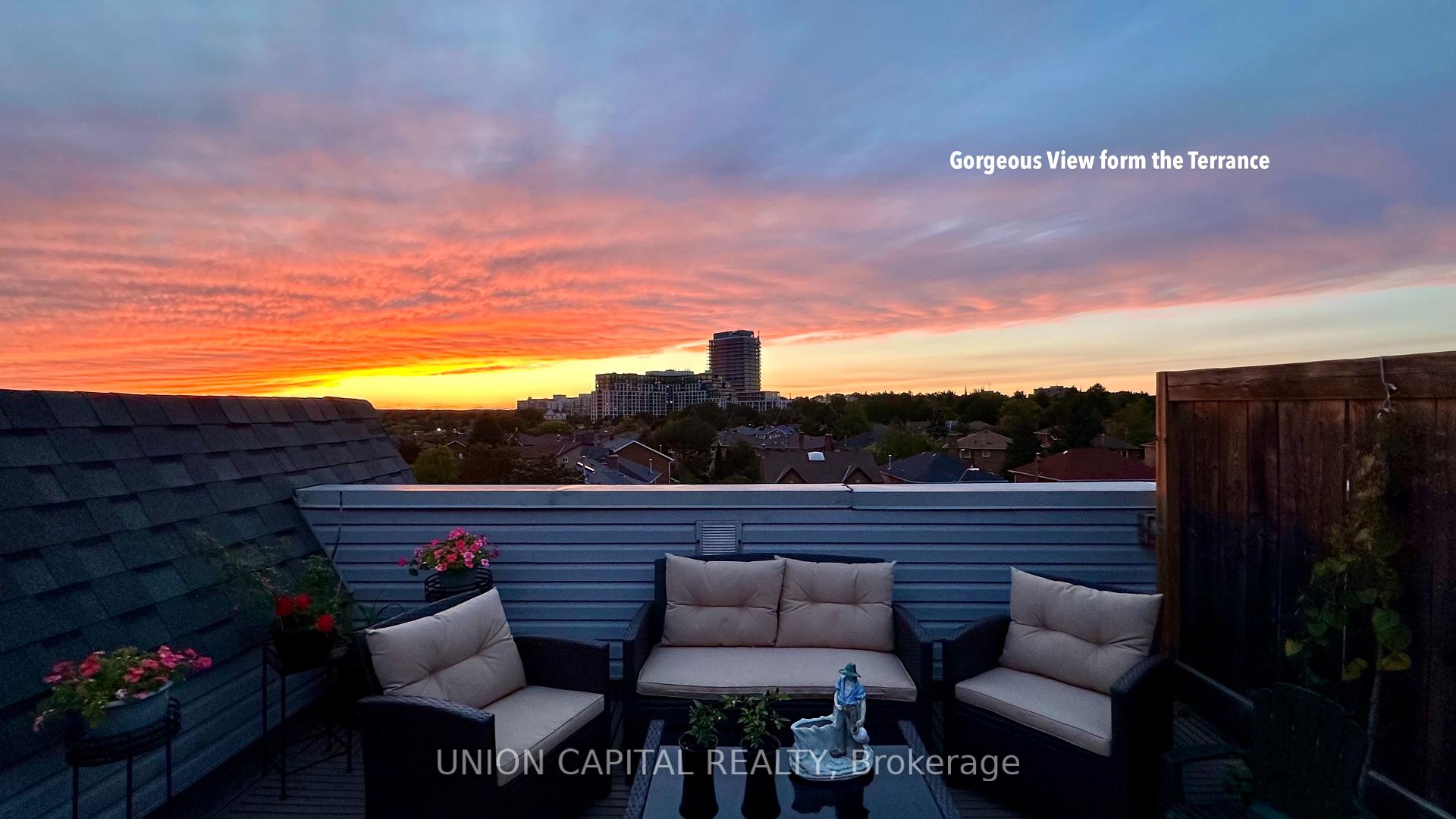 Photo 21 of Unit 1002, 75 Weldrick Road E, Richmond Hill, Observatory — HOMEH