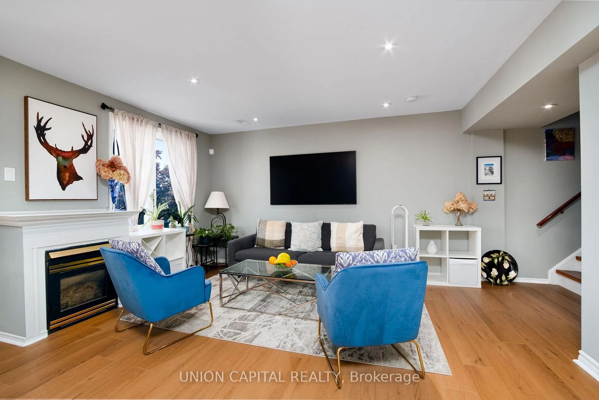 Photo 9 of Unit 1002, 75 Weldrick Road E, Richmond Hill, Observatory — HOMEH