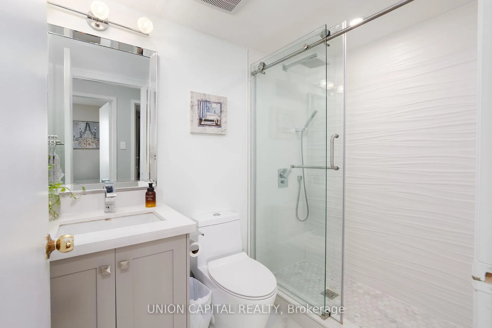 Photo 16 of Unit 1002, 75 Weldrick Road E, Richmond Hill, Observatory — HOMEH