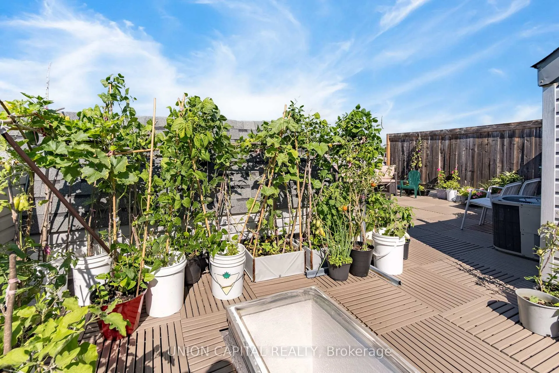 Photo 17 of Unit 1002, 75 Weldrick Road E, Richmond Hill, Observatory — HOMEH