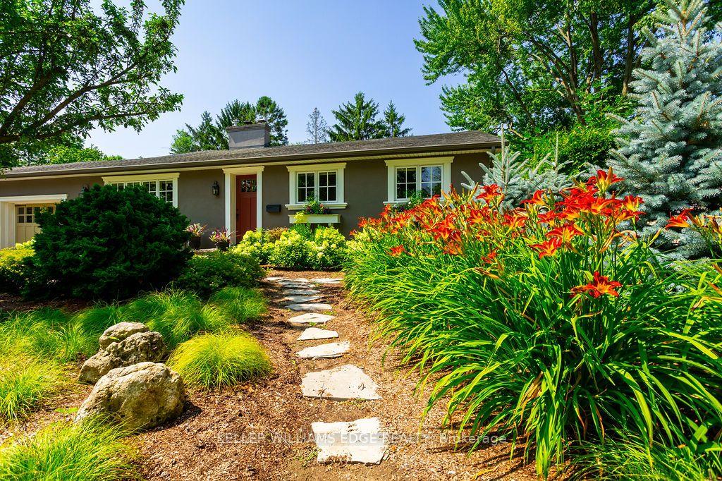 Photo 2 of 276 Malvern Road, Burlington, Roseland — HOMEH