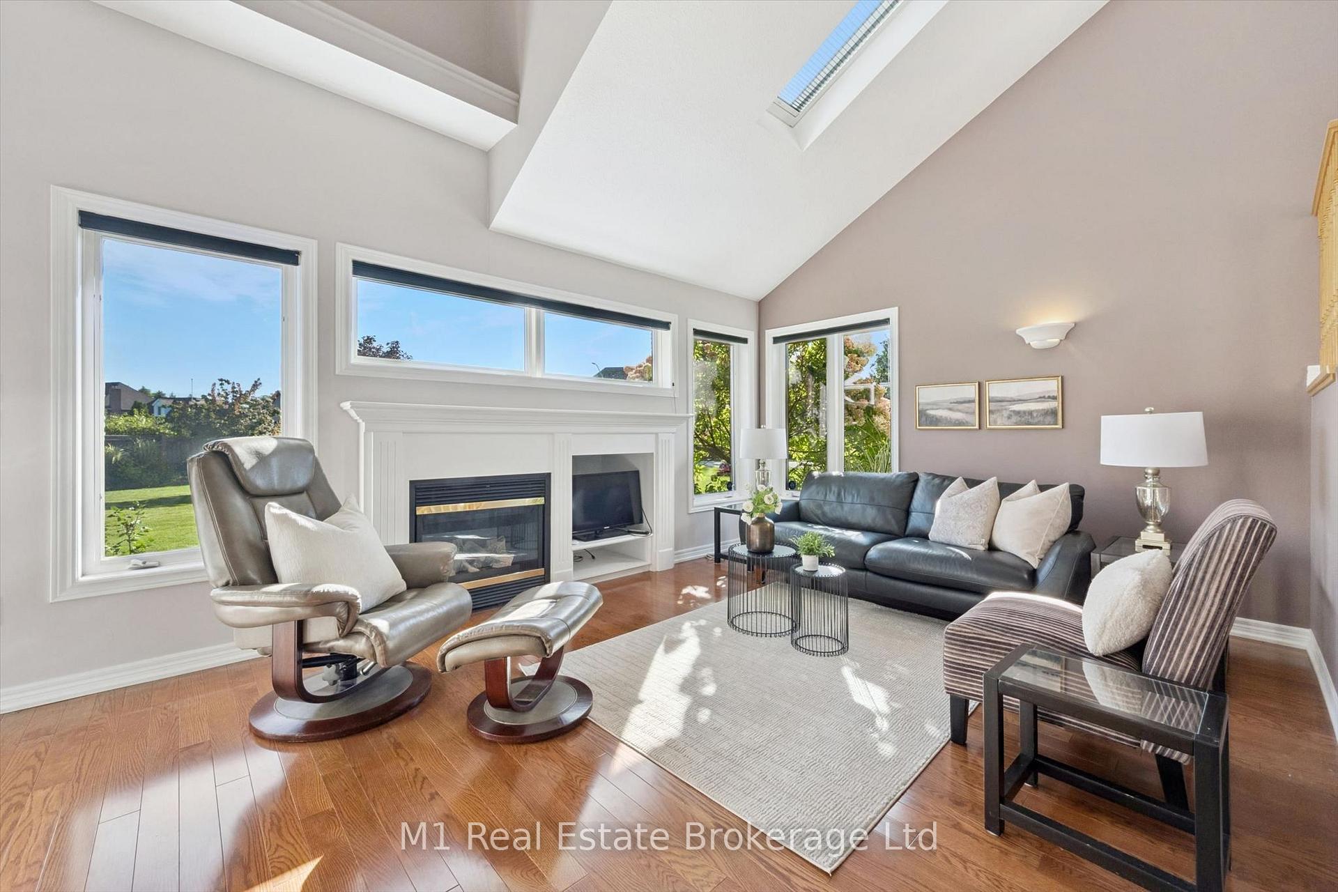 Photo 7 of 105 Riverwalk Place, Guelph/Eramosa, Rockwood — HOMEH