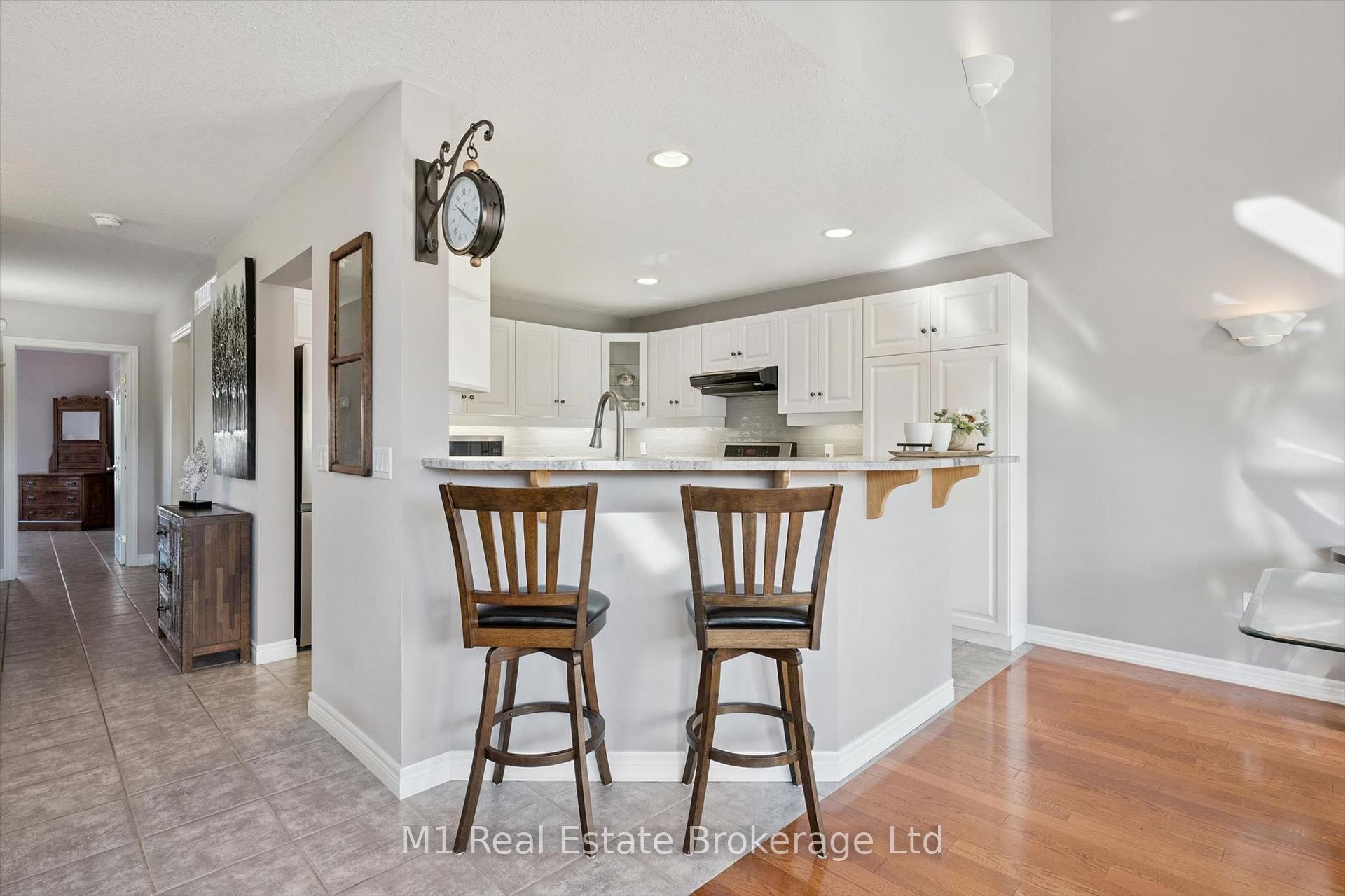 Photo 11 of 105 Riverwalk Place, Guelph/Eramosa, Rockwood — HOMEH