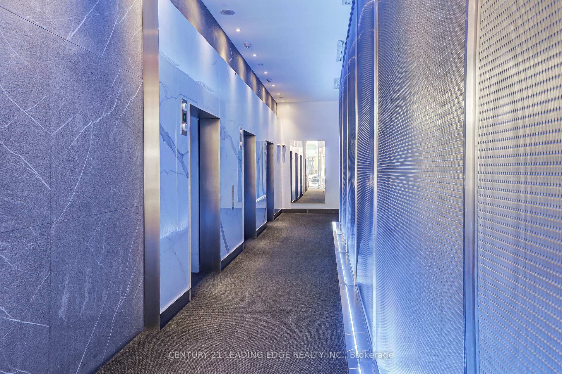 Photo 4 of Unit Ph1001, 55 Stewart Street, Toronto, Waterfront Communities — HOMEH