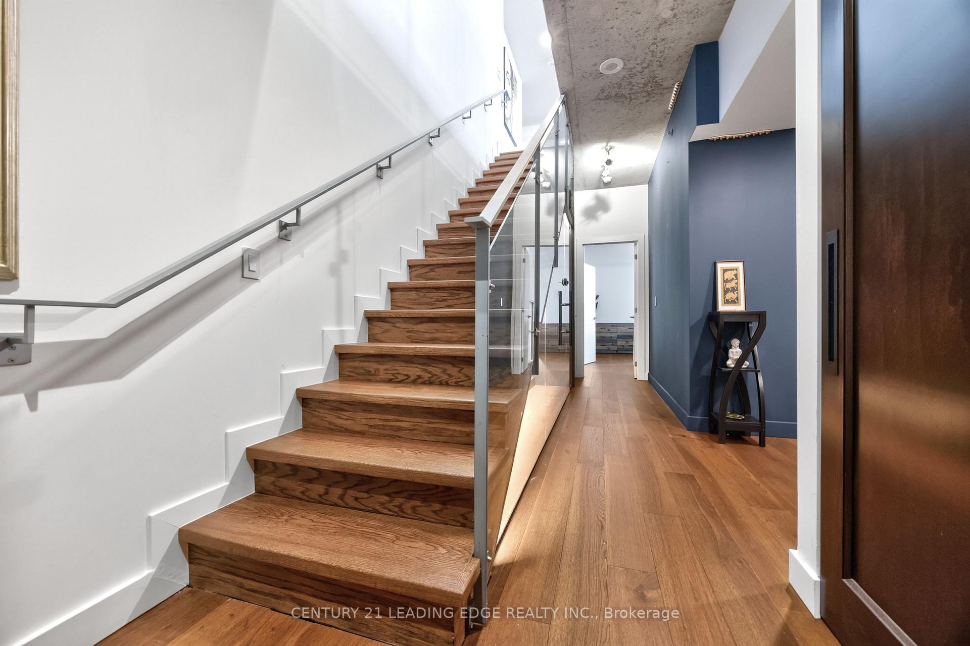 Photo 5 of Unit Ph1001, 55 Stewart Street, Toronto, Waterfront Communities — HOMEH