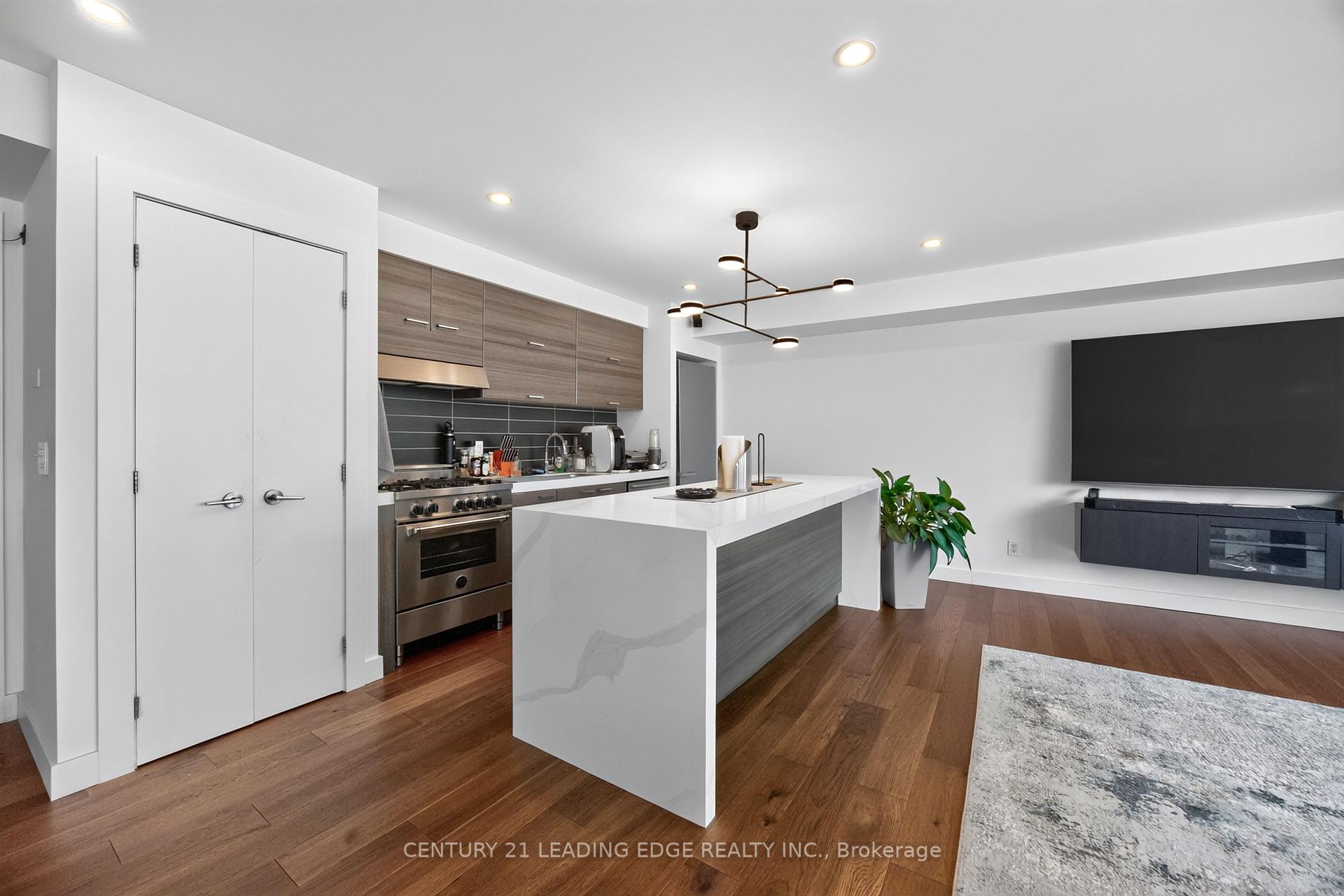 Photo 27 of Unit Ph1001, 55 Stewart Street, Toronto, Waterfront Communities — HOMEH
