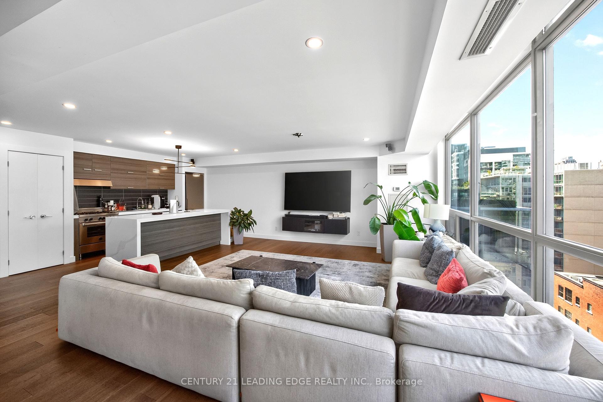 Photo 33 of Unit Ph1001, 55 Stewart Street, Toronto, Waterfront Communities — HOMEH