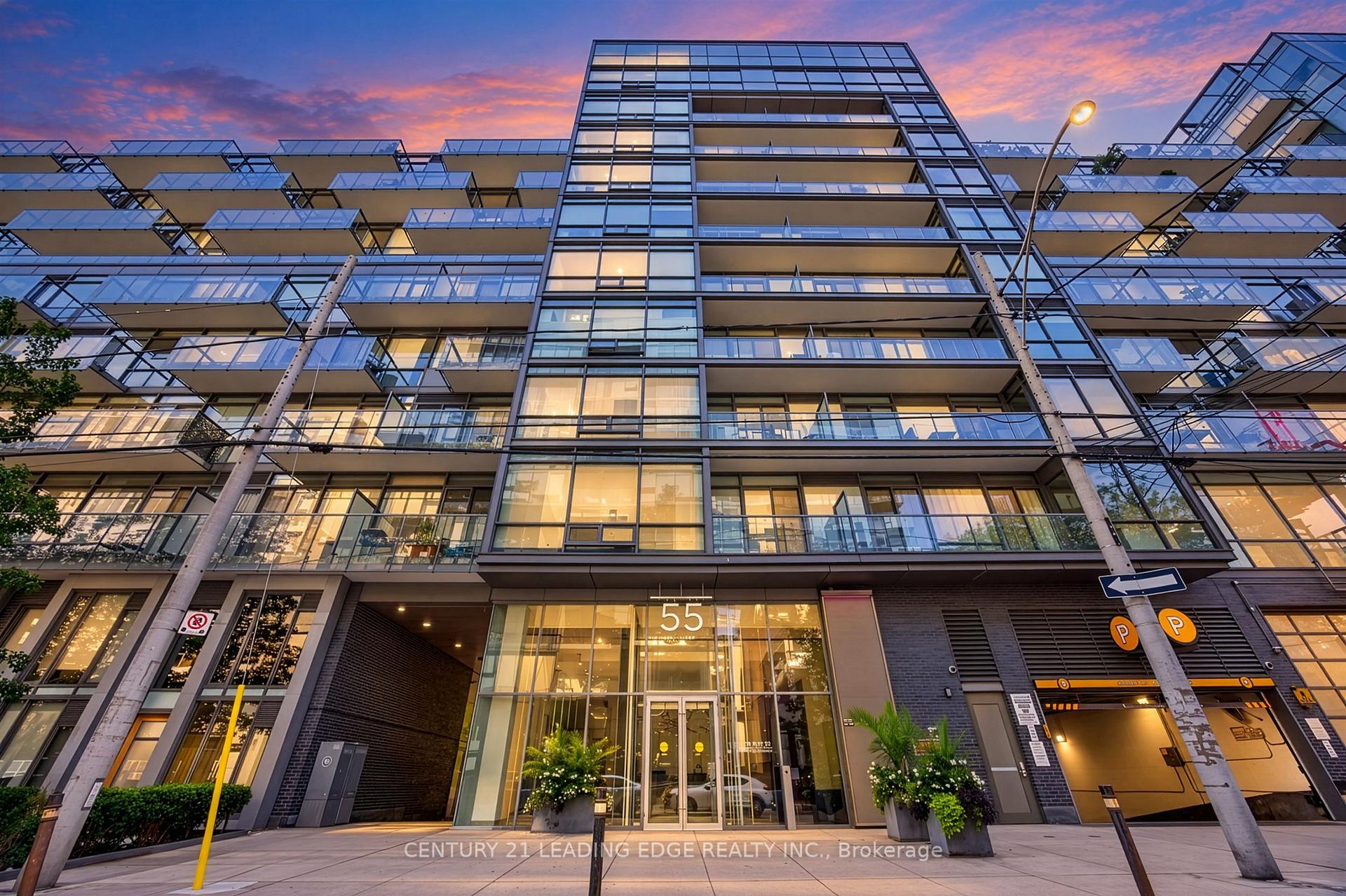 Photo 2 of Unit Ph1001, 55 Stewart Street, Toronto, Waterfront Communities — HOMEH
