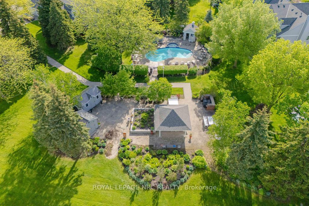 Photo 29 of Unit 13, 1 Lakeside Drive, St. Catharines, Port Weller — HOMEH