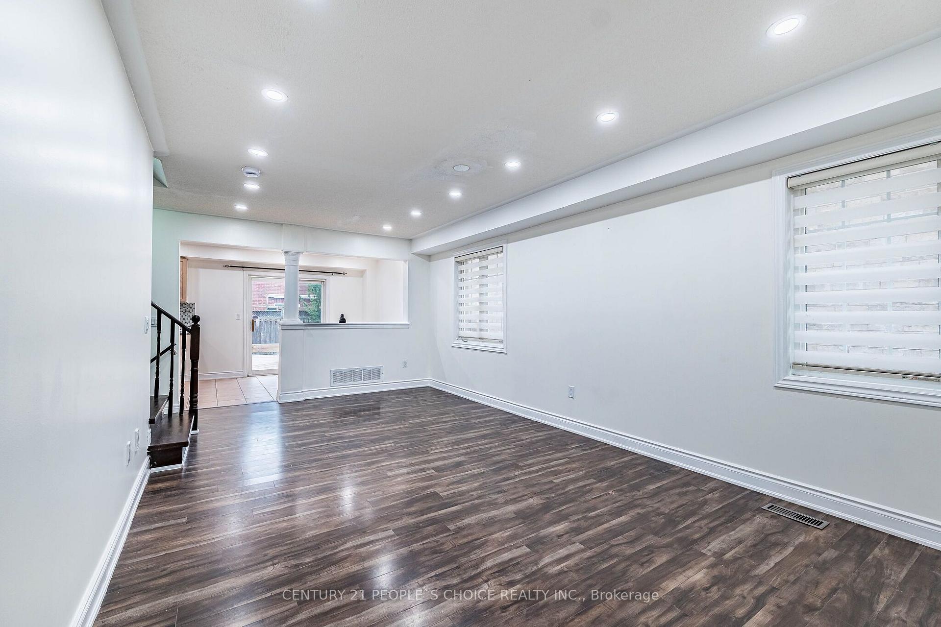Photo 4 of 45 Trevino Crescent, Brampton, Bram East — HOMEH