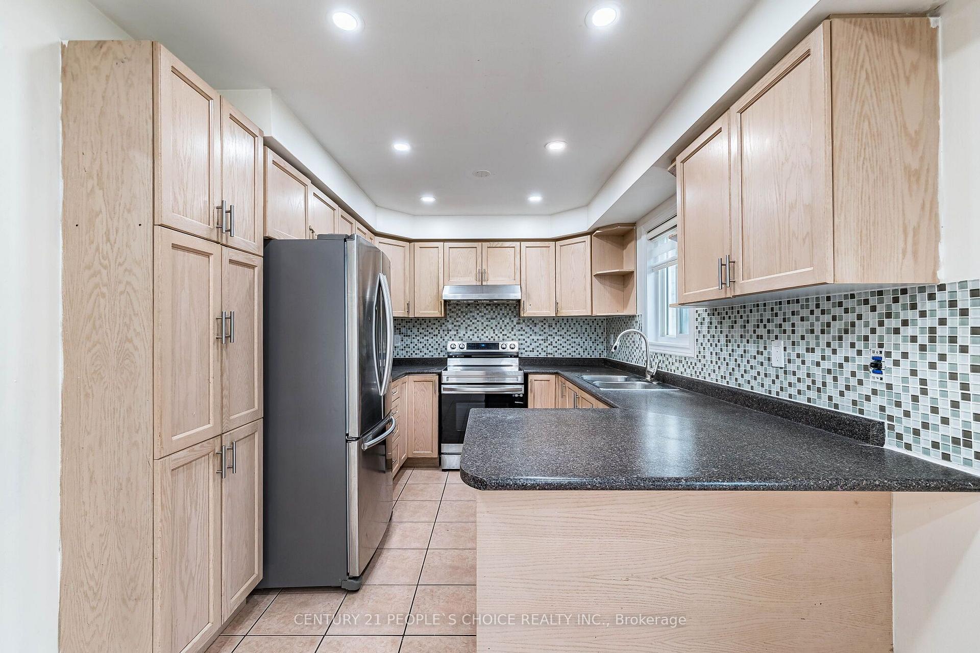 Photo 11 of 45 Trevino Crescent, Brampton, Bram East — HOMEH