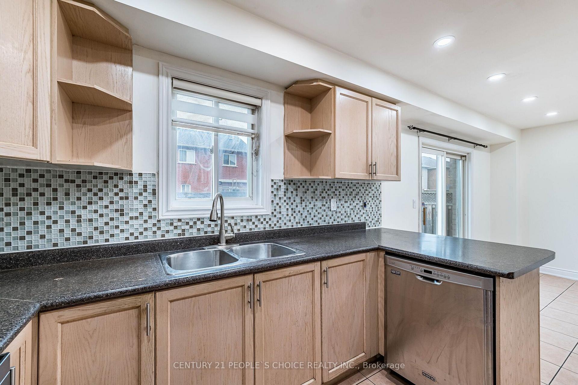 Photo 13 of 45 Trevino Crescent, Brampton, Bram East — HOMEH