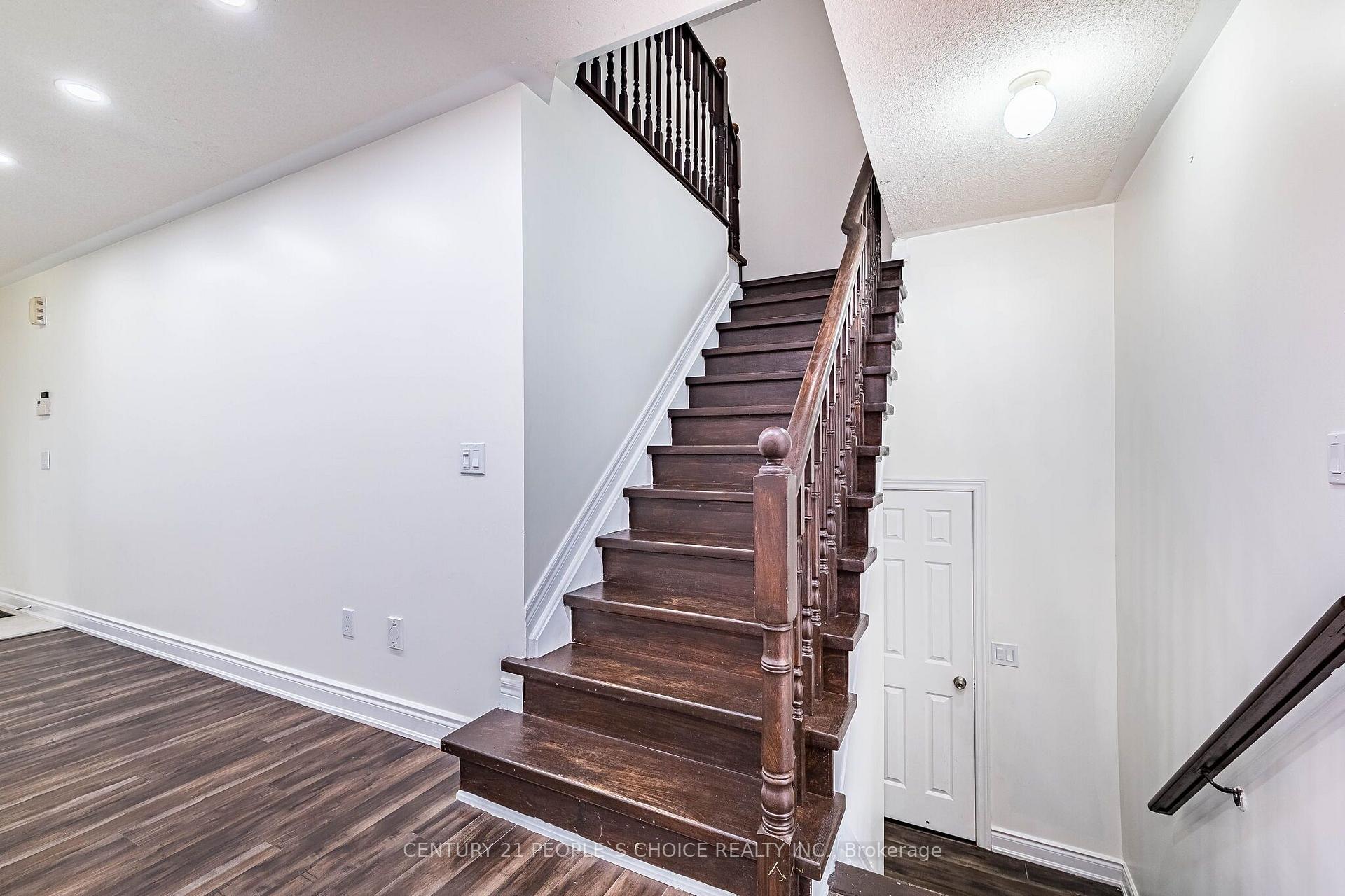 Photo 15 of 45 Trevino Crescent, Brampton, Bram East — HOMEH