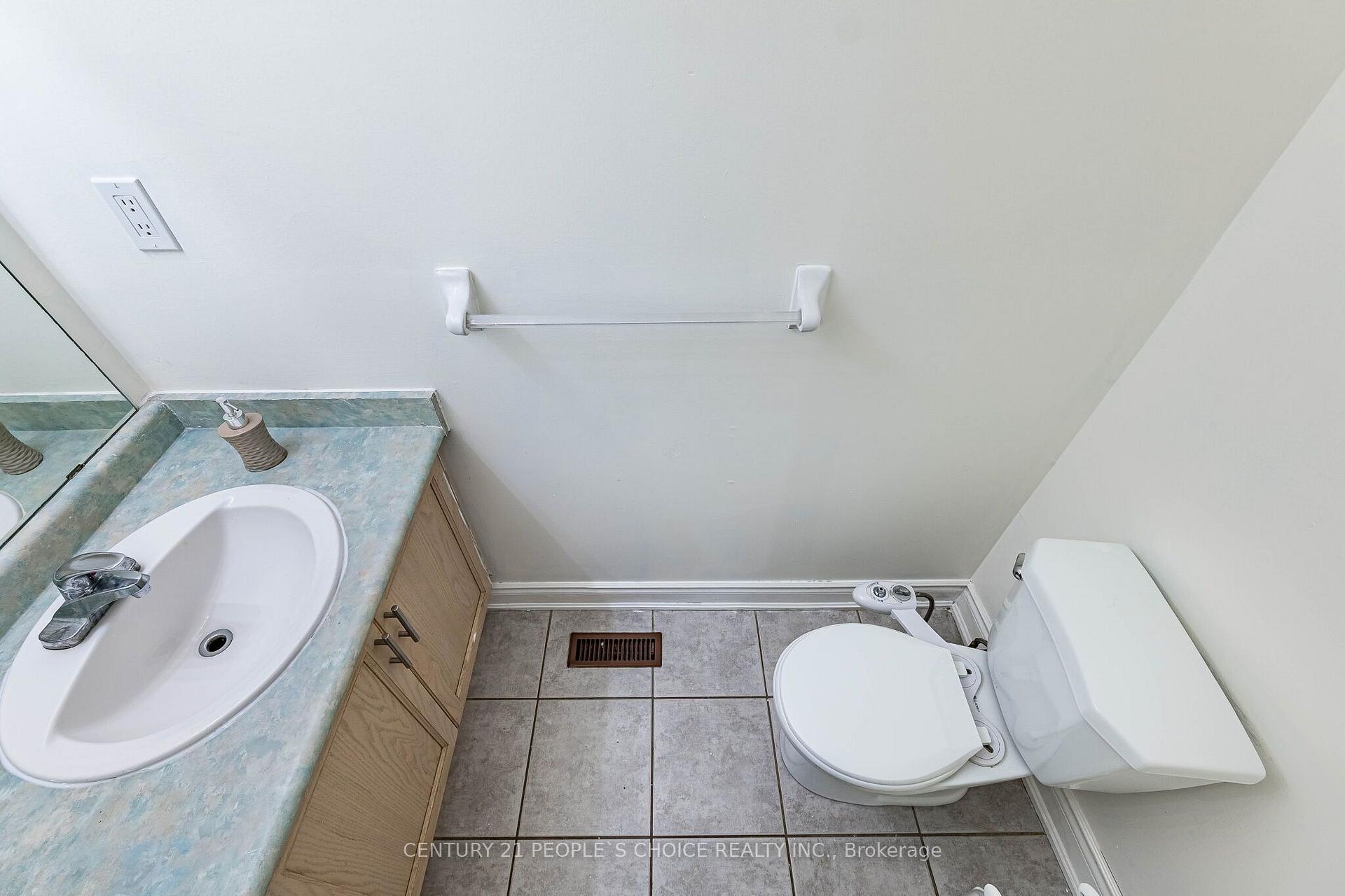 Photo 16 of 45 Trevino Crescent, Brampton, Bram East — HOMEH