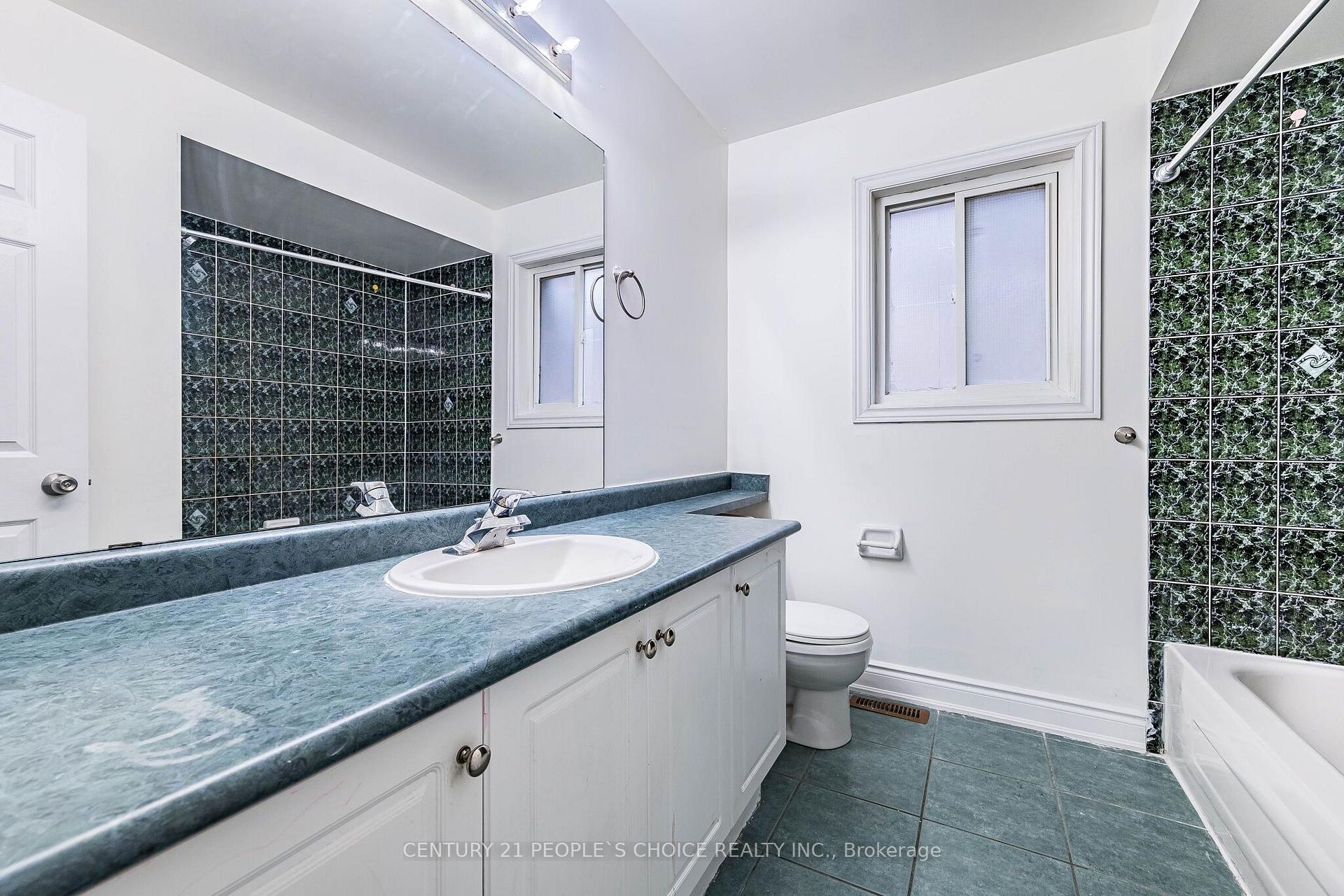 Photo 33 of 45 Trevino Crescent, Brampton, Bram East — HOMEH