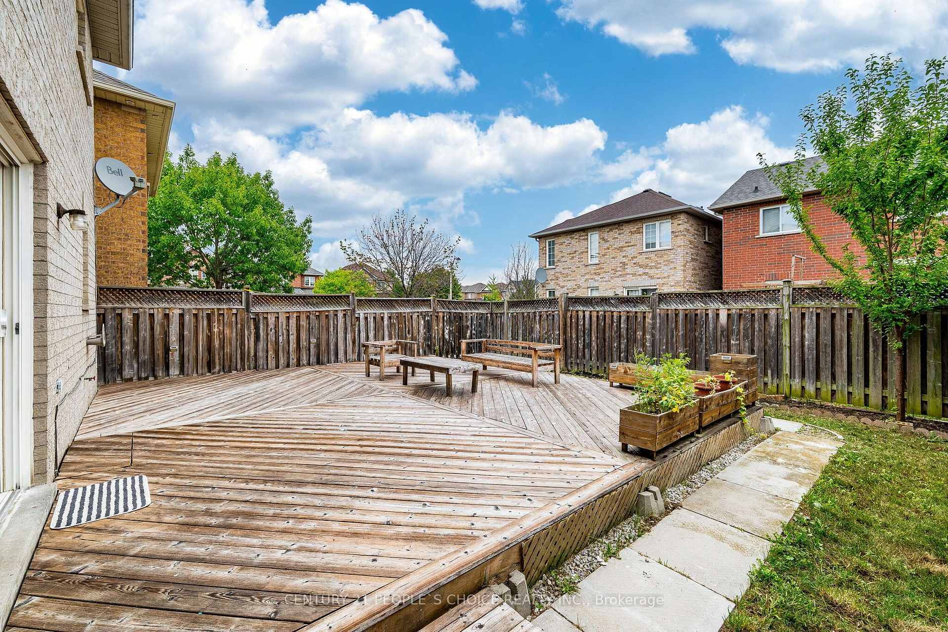 Photo 36 of 45 Trevino Crescent, Brampton, Bram East — HOMEH