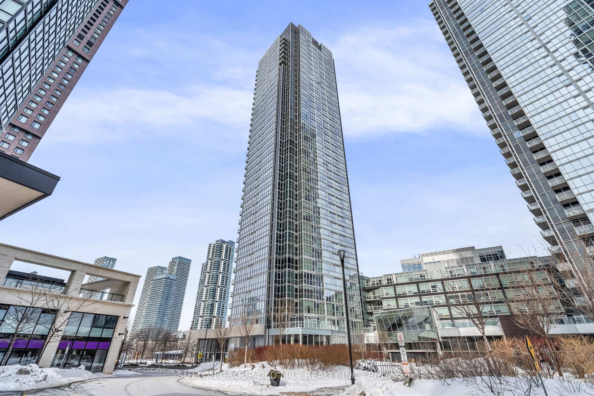 Photo of Unit 401, 2916 Highway 7